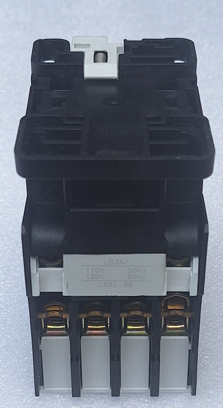 GE CL00A310TJ Miniature IEC Contactor 10A 3-Pole 110/120V AC Coil Aux