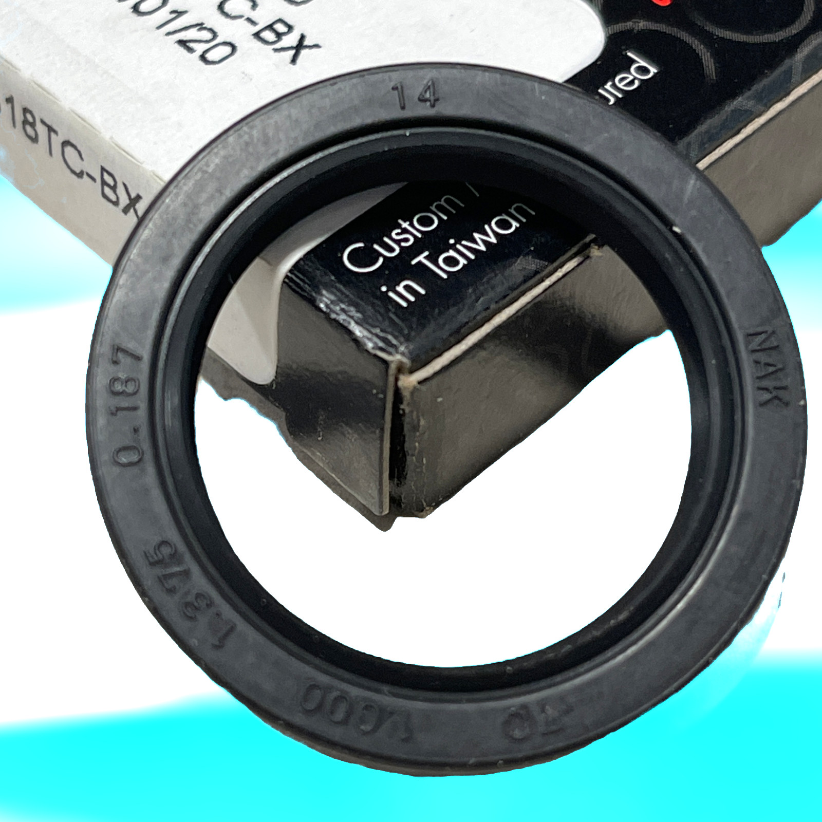 NEW Dichtomatik TCM Oil Grease Seal TCM 101318TC-BX