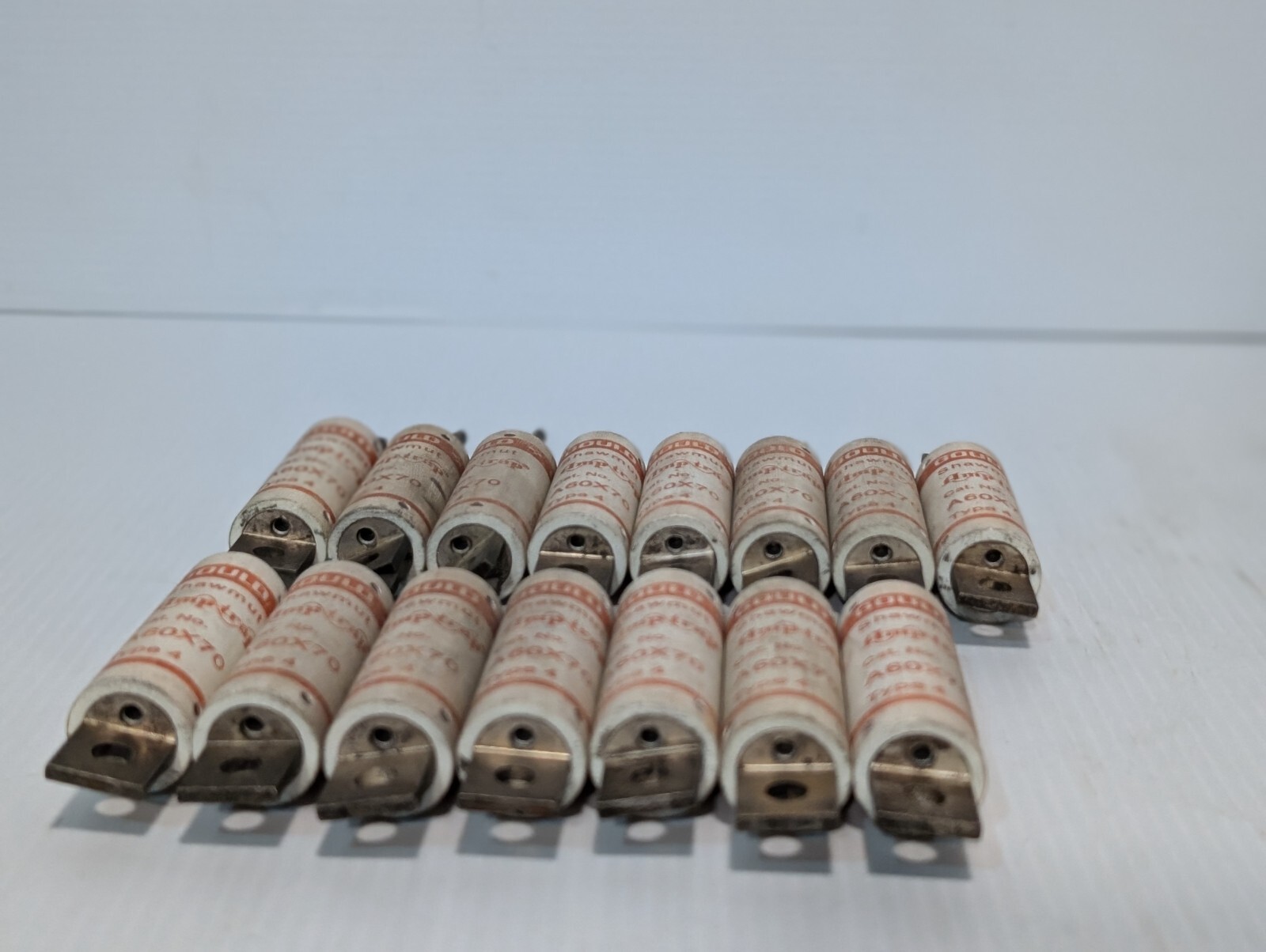 Lot of 15 Gould Shawmut A60X70 Fuses, 70A, 600VAC – Free Returns