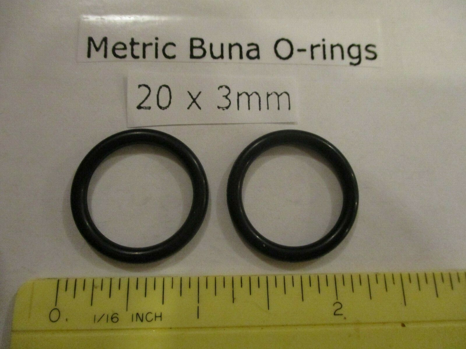 20mm ID x 26mm OD x 3mm thick O-ring. Buna-70. Quan 2.