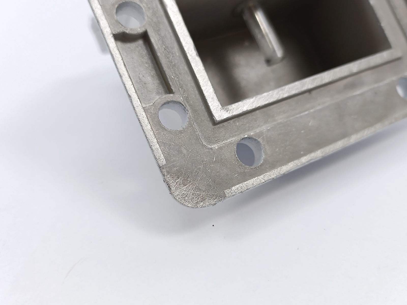 Gardiner 65 dB C-Band Low Noise Block Down Converter