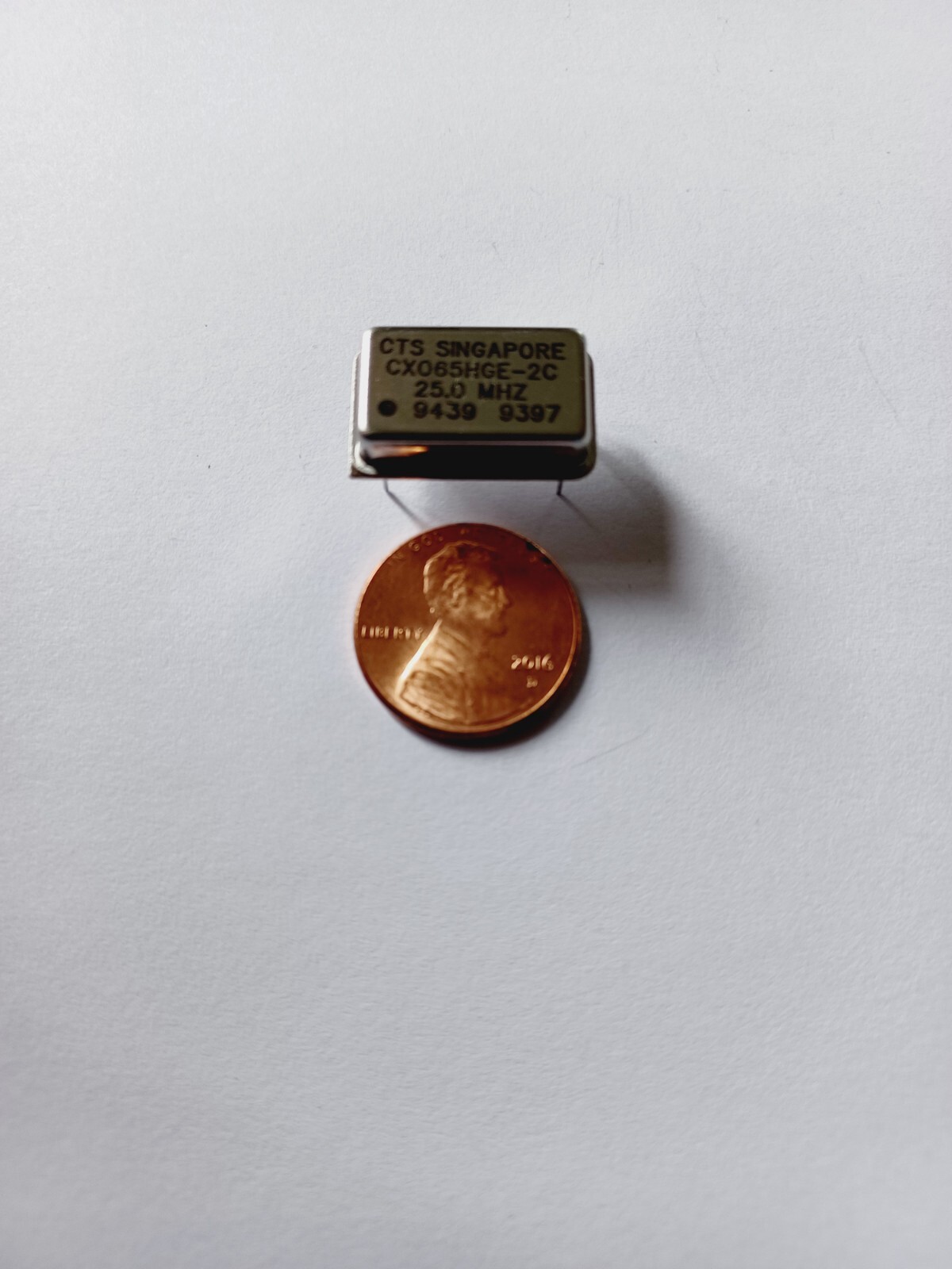 Lot of 5* CTS CX065HGE-2C 25.0MHz Crystal Oscillators 25.000 MHz, 4-Pin New!