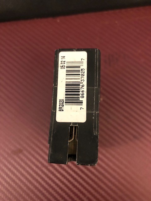 CUTLER HAMMER EATON BD2020 Tandem 20 amp Circuit Breaker Type BR