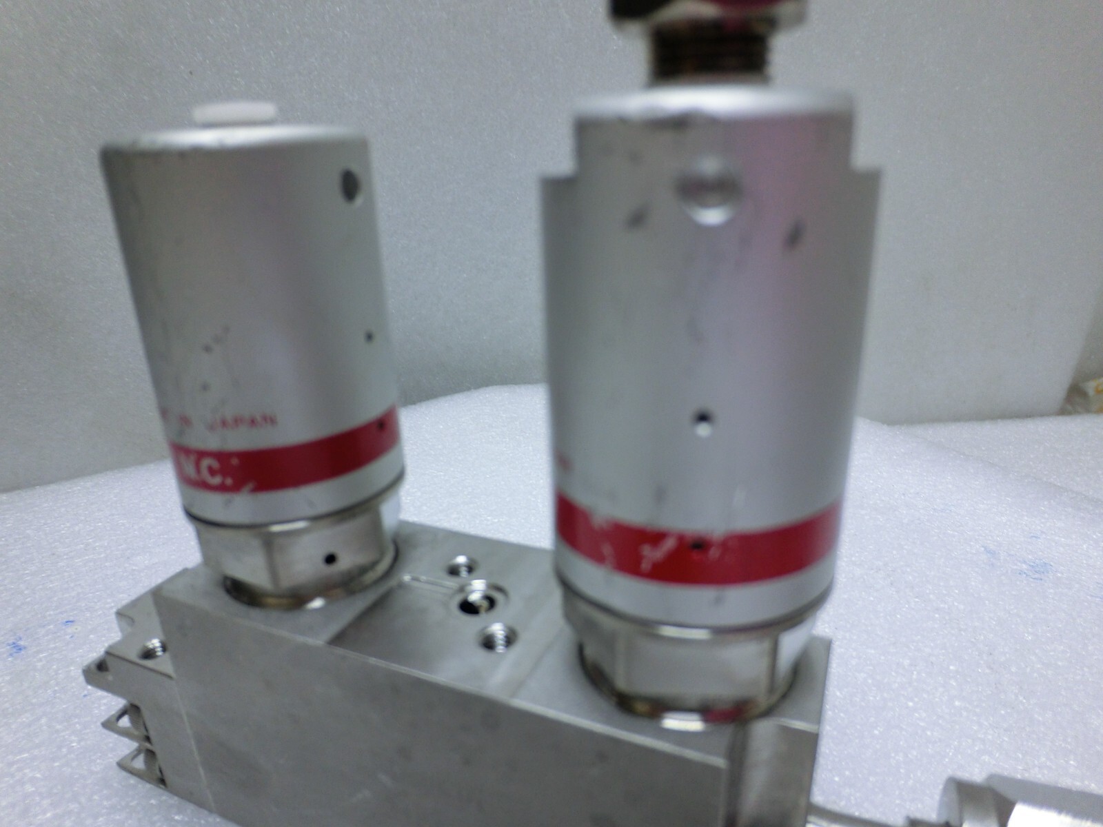 Lam Research 766-077821-501 Rev C Fujikin 567512 Valve Assy,0.5~0.6mPa,N.C_,9249