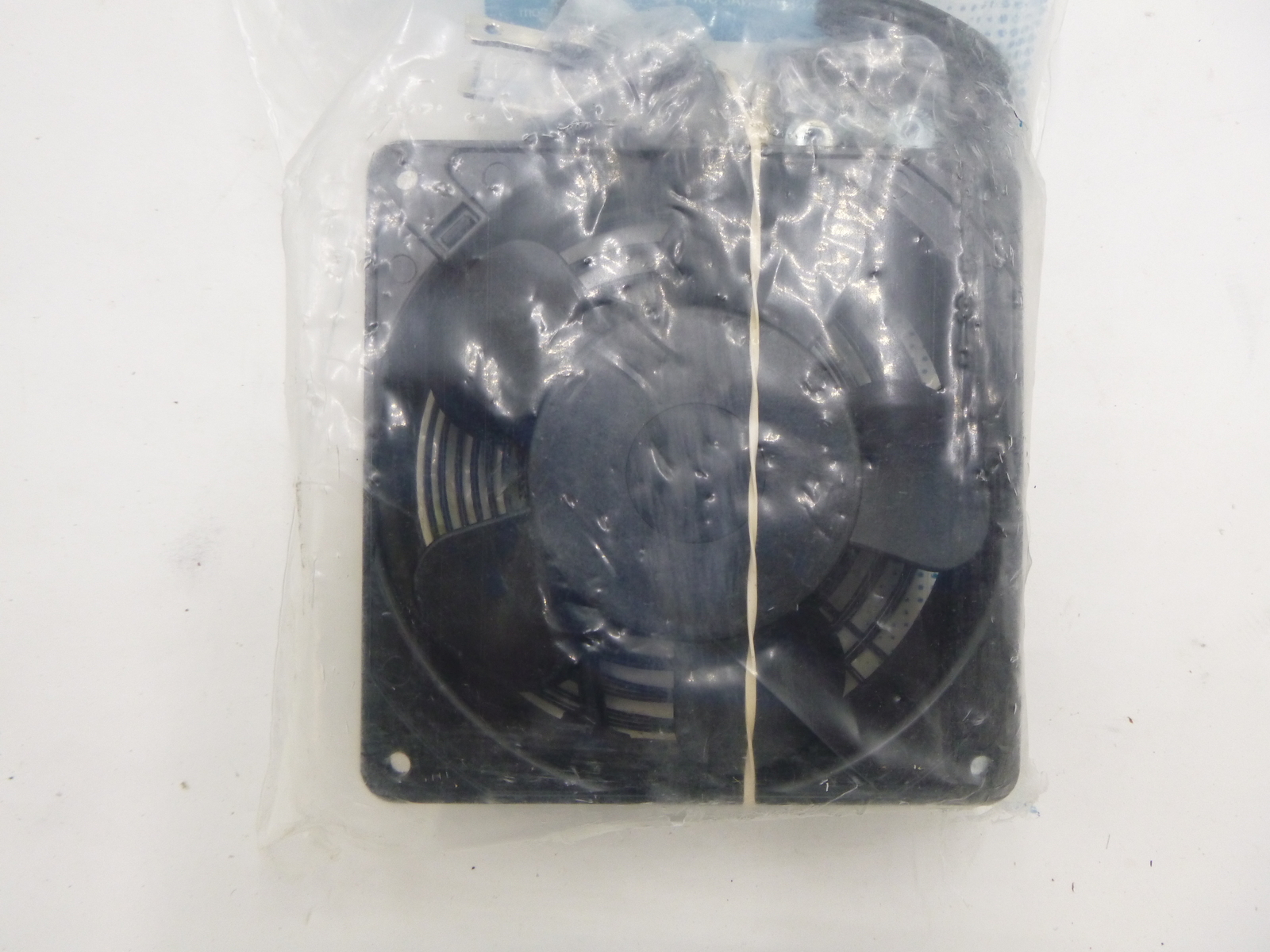 Middle Atlantic 4 1/2″ Quite Fan with Guard QFAN