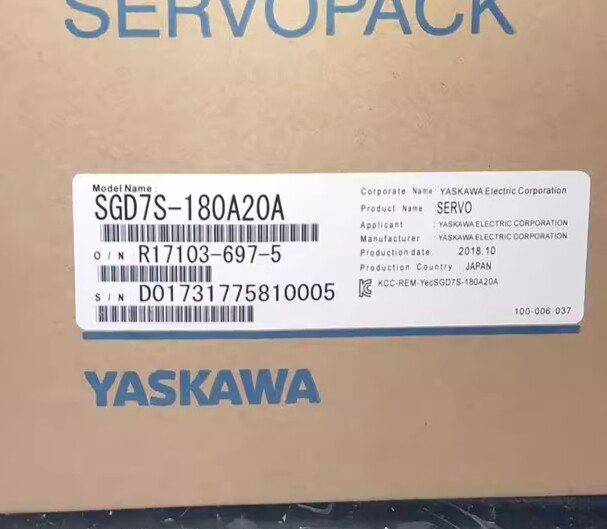 New Yaskawa SGD7S-180A20A Servo Drive SGD7S180A20A DHL Expedited Shipping