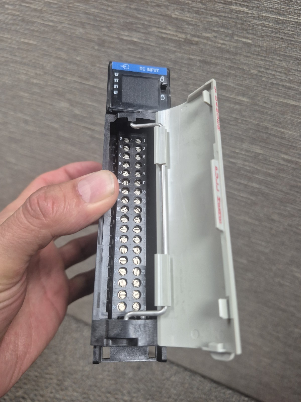 1756-IB32 ALLEN BRADLEY INPUT MODULE SERIES B 2018/20 NEW SURPLUS