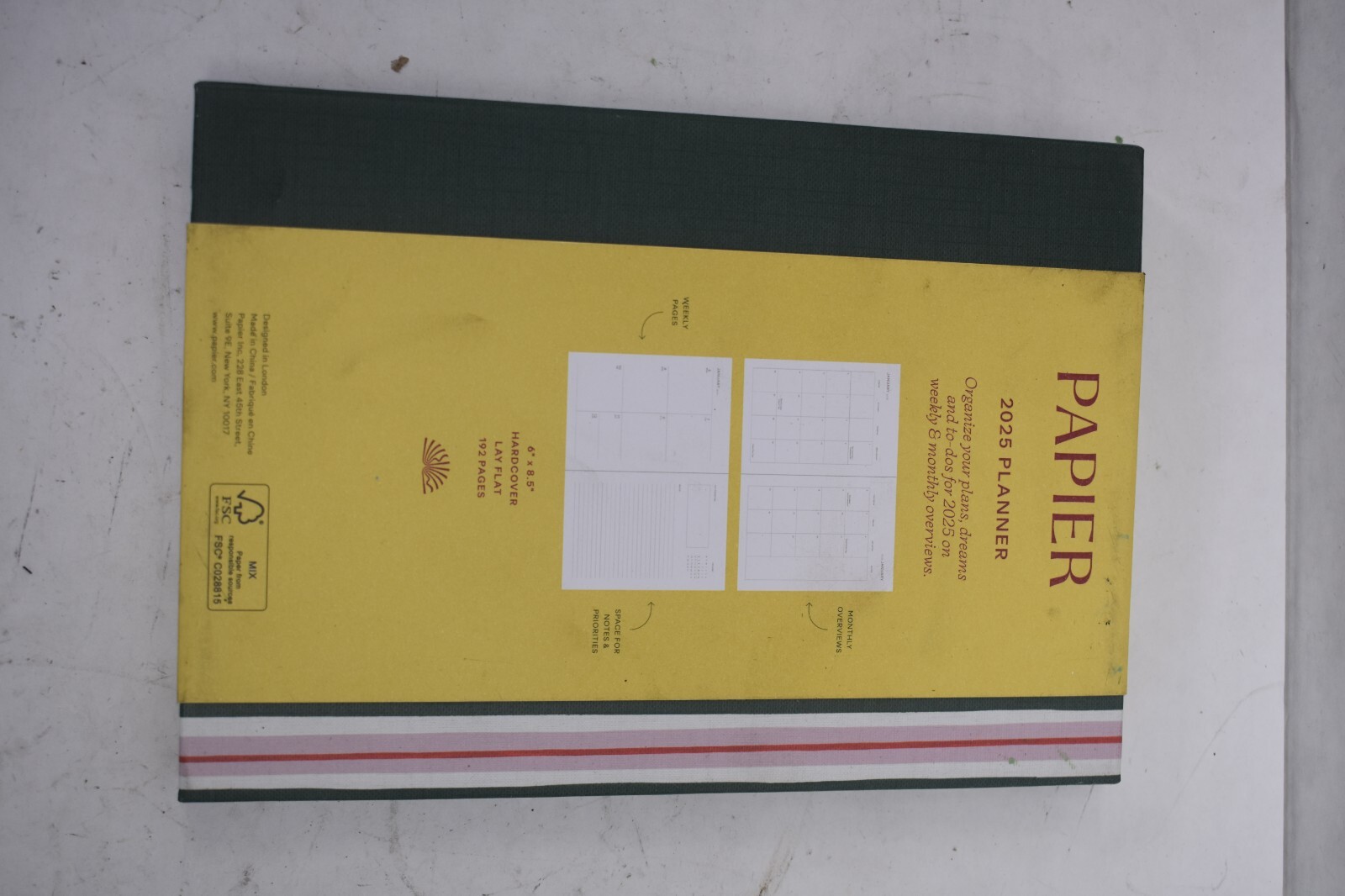 Papier 2025 Planner Hardcover w Snap Closure 6″ x 8.5″ 192 Pages Lined Design