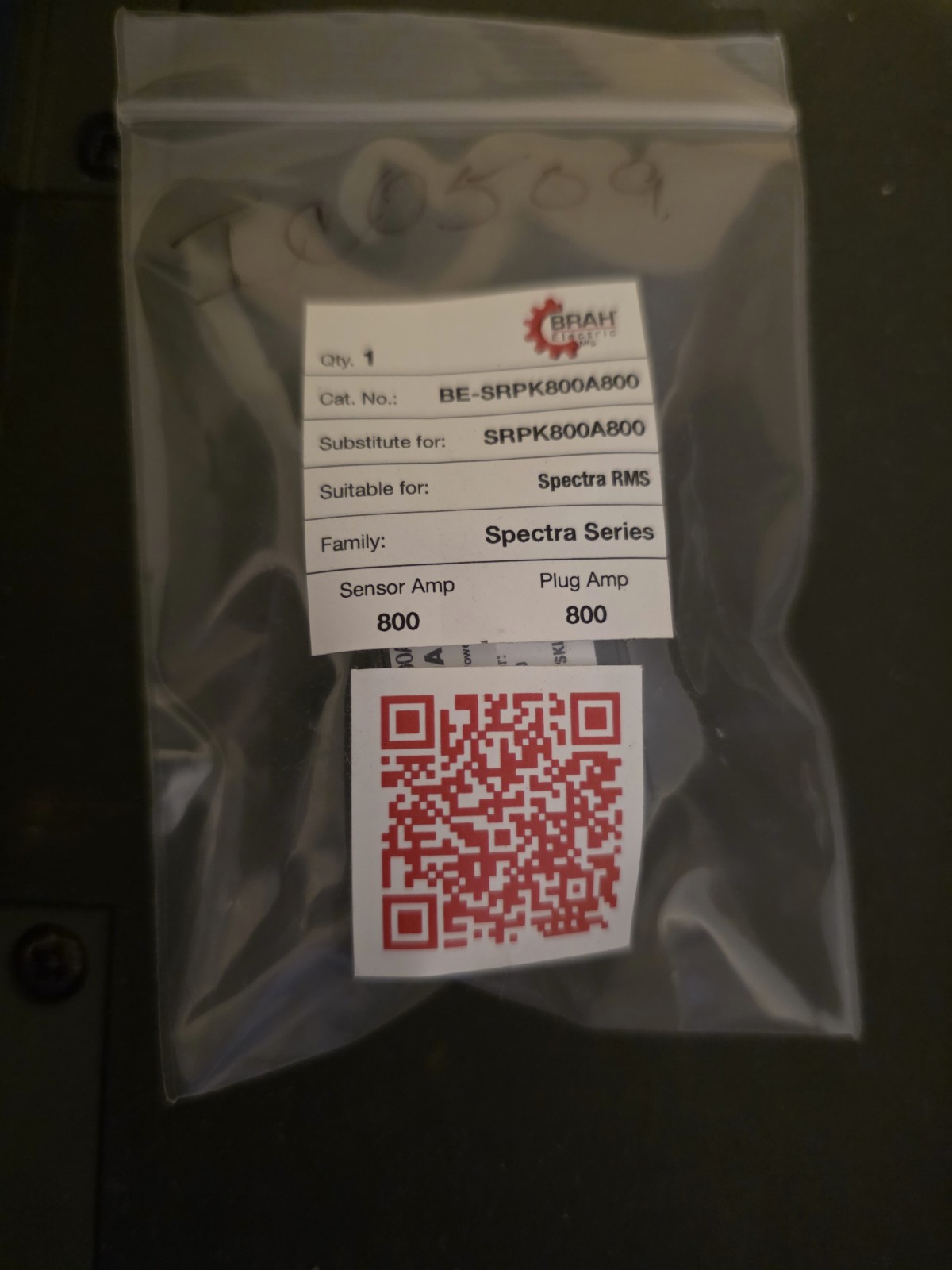 New – GE SKHA36AT0800 Spectra RMS Circuit Breaker – 800A 600V 3-Pole w/ Plug