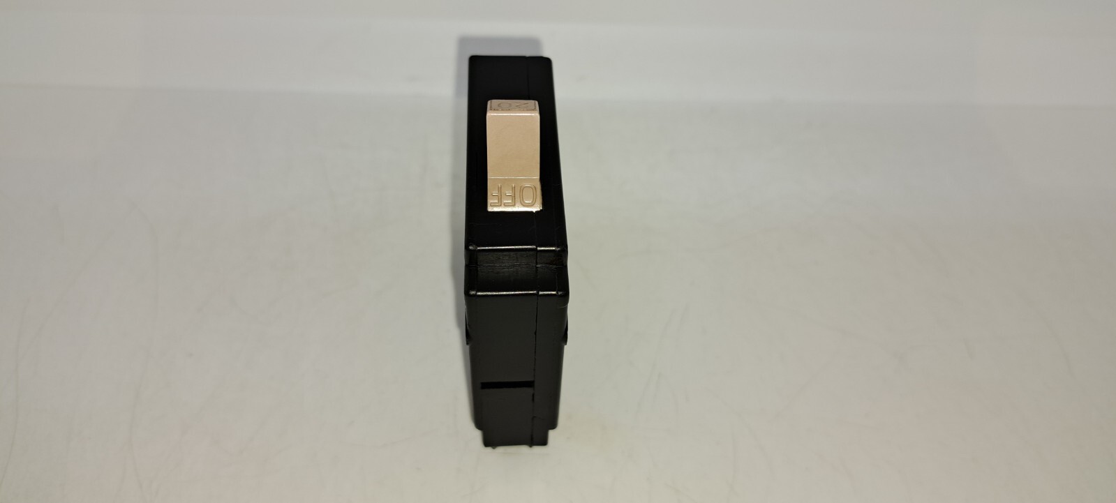 Cutler Hammer CH120 20 Amp 1 Pole Circuit Breaker METAL FOOT