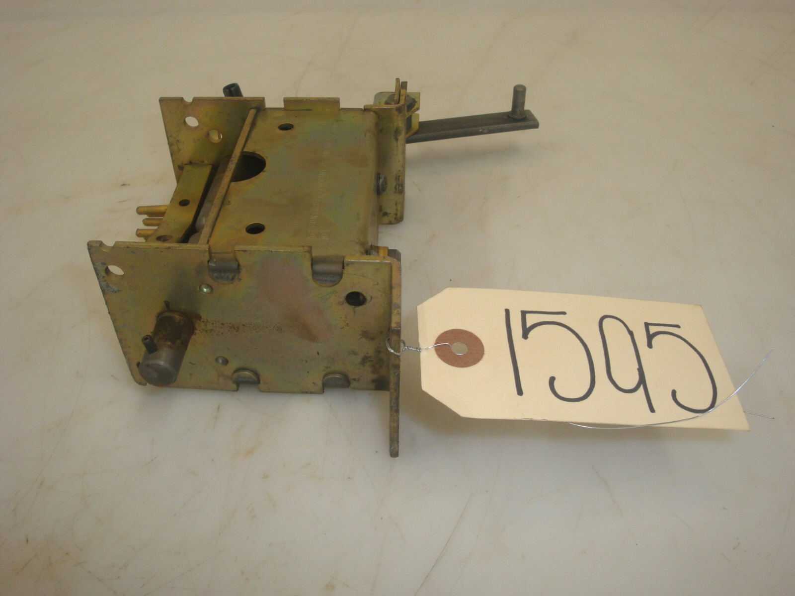 1953 Oliver 77 Row Crop Tractor Hydraulic Valve Linkage