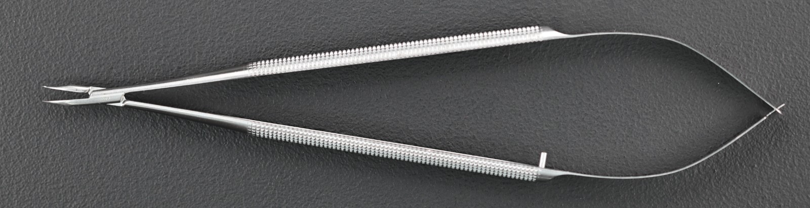 ASSI ASSI.B-18-8 Microsurgical Needle Holder, Concavo/Convex Jaw, Curved, 18cm