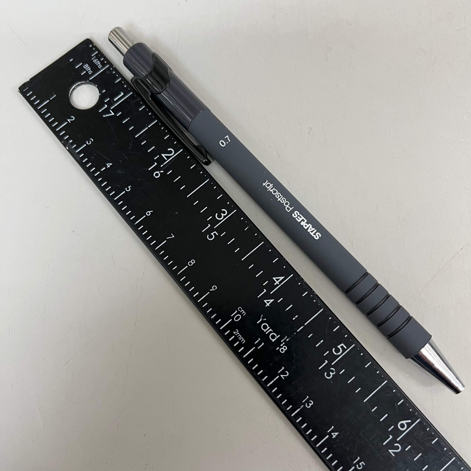 STAPLES (2 PACK, 12 EACH) Retractable Ballpoint Pens Medium Point Black Ink 1826