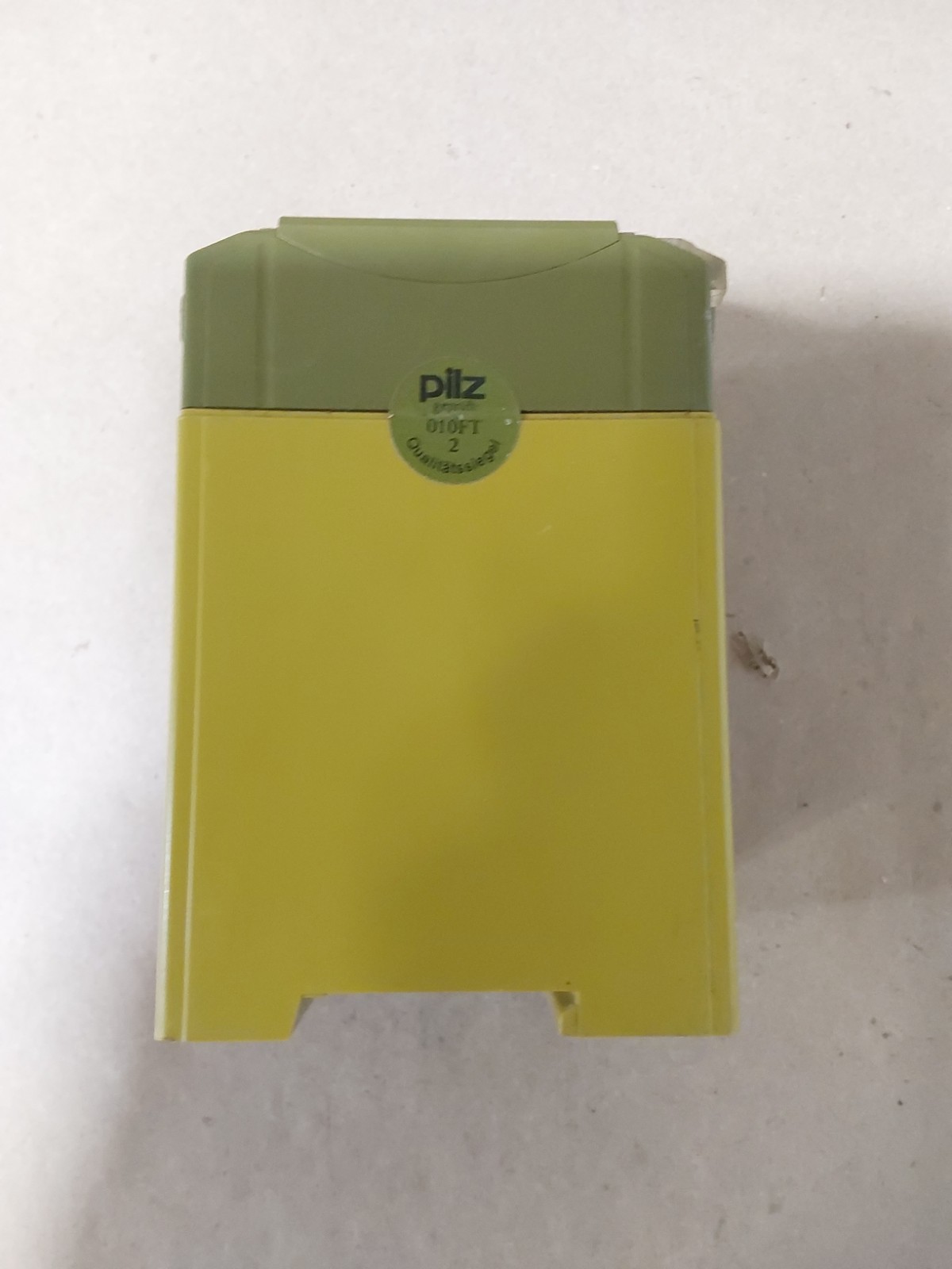 PILZ PNOZ V 30 s 24 V DC Safety Relay.