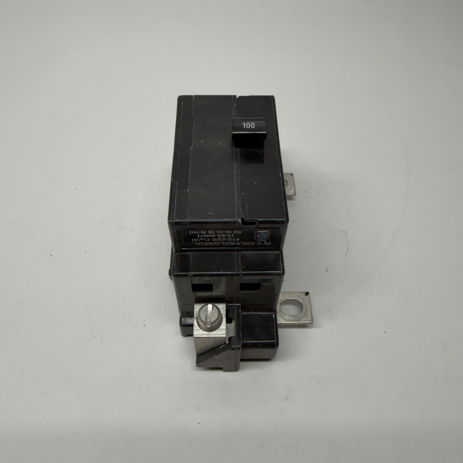 Square D QOM100VH8106 22kA 2 Pole 100 Amp Bolt On Main Circuit Breaker