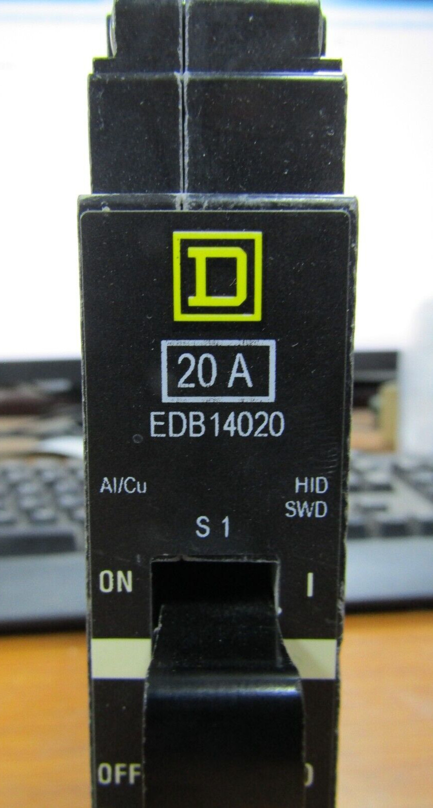😍 (3) NEW SQUARE D 20 AMP CIRCUIT BREAKER 1 POLE 277 VAC EDB14020