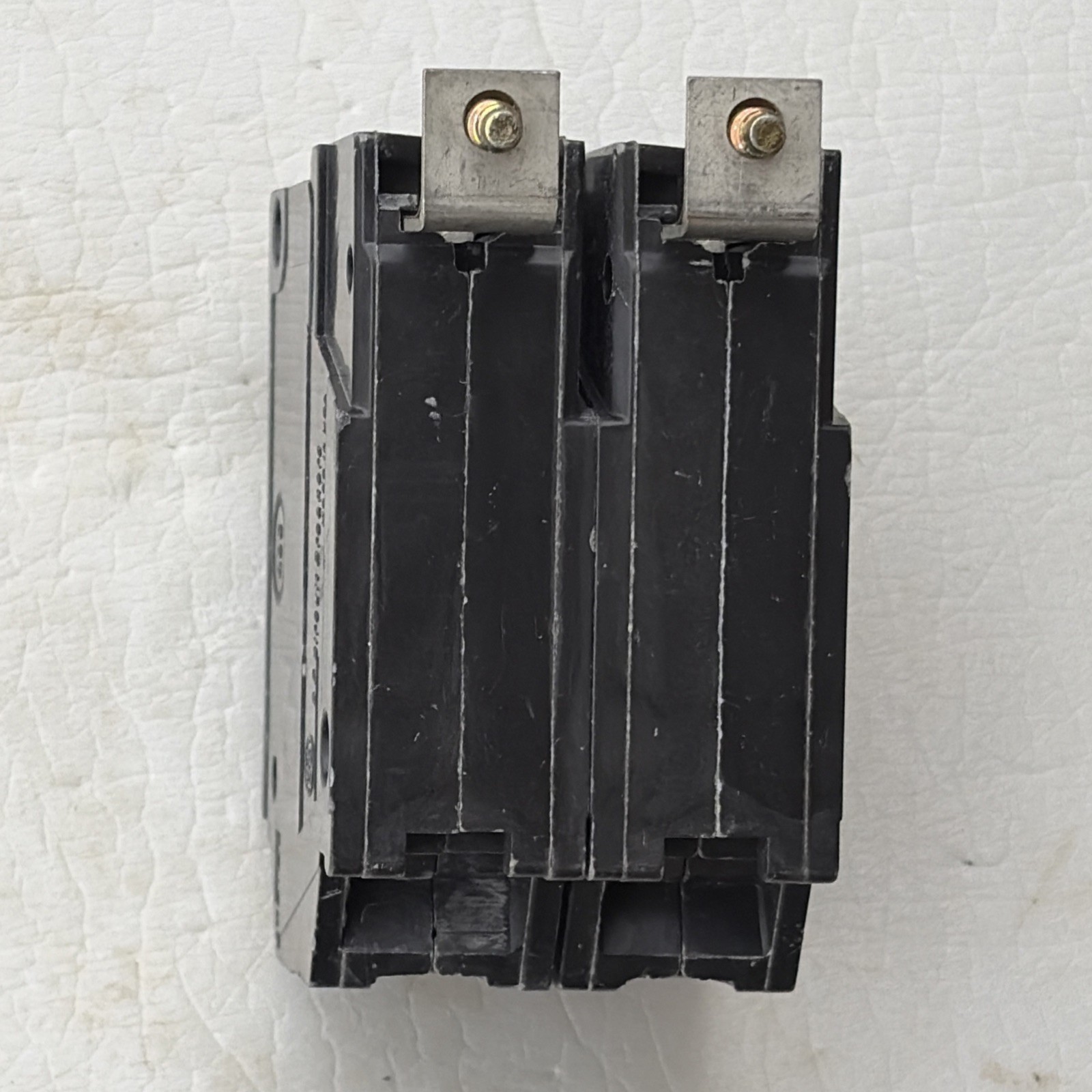 GE THQB2130, 30 Amp, 240 Volt, 2 Pole, Bolt-On Circuit Breaker (see pics)