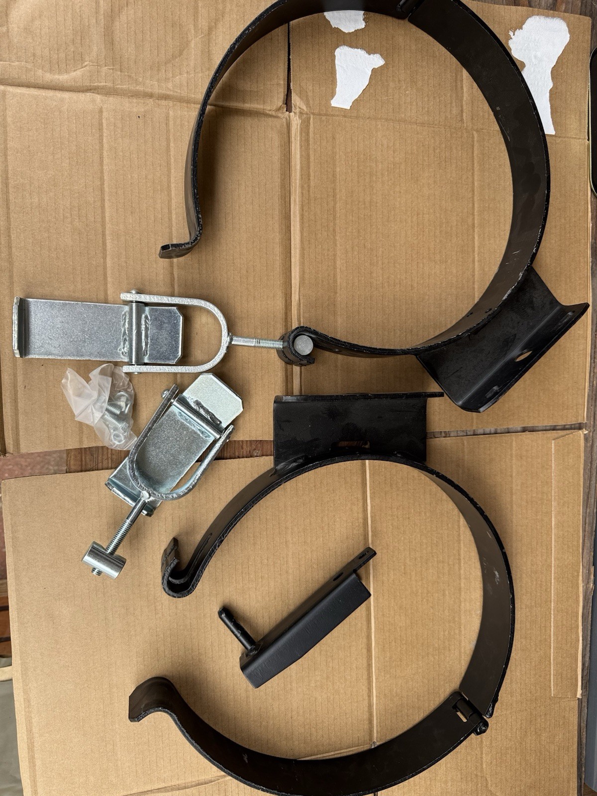 TB-2 LPG Tank Bracket For Forklift Rock Crawler Fits 33.5 & 43.5LB Tanks