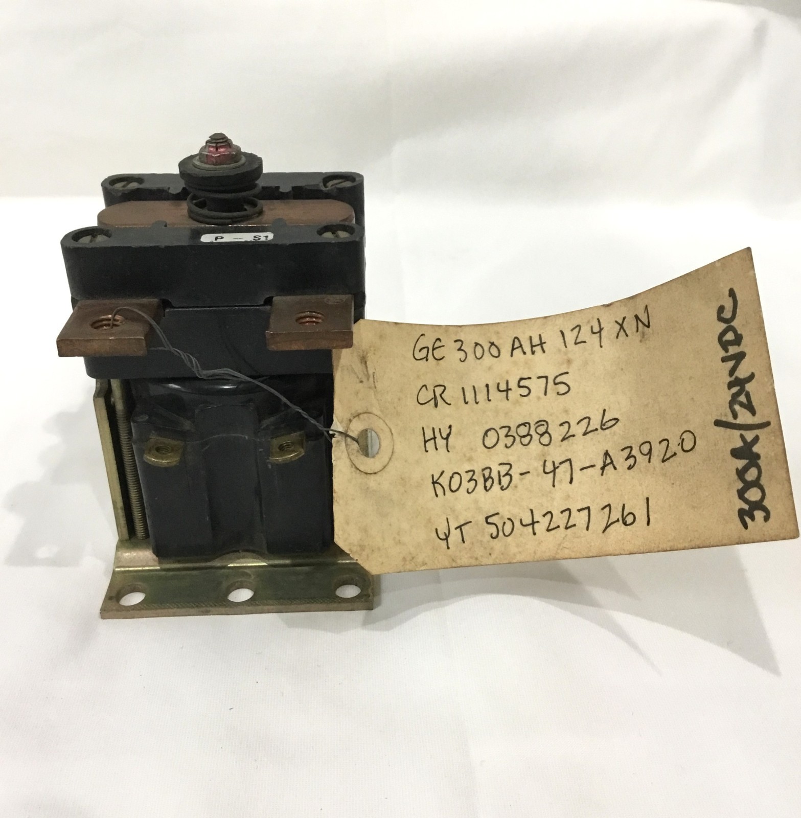 CONTACTOR 300A 24 VOLT GECTTA300AH124XN
