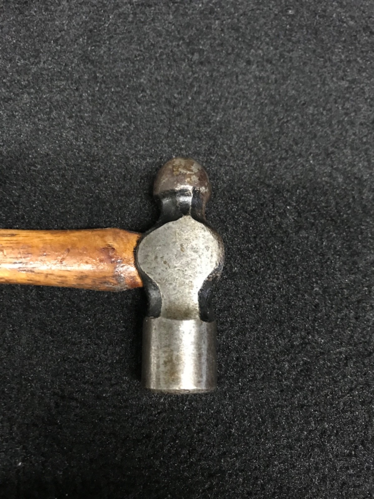 Vintage Blue Point BP4 4oz Ball Peen Hickory Handle Hammer