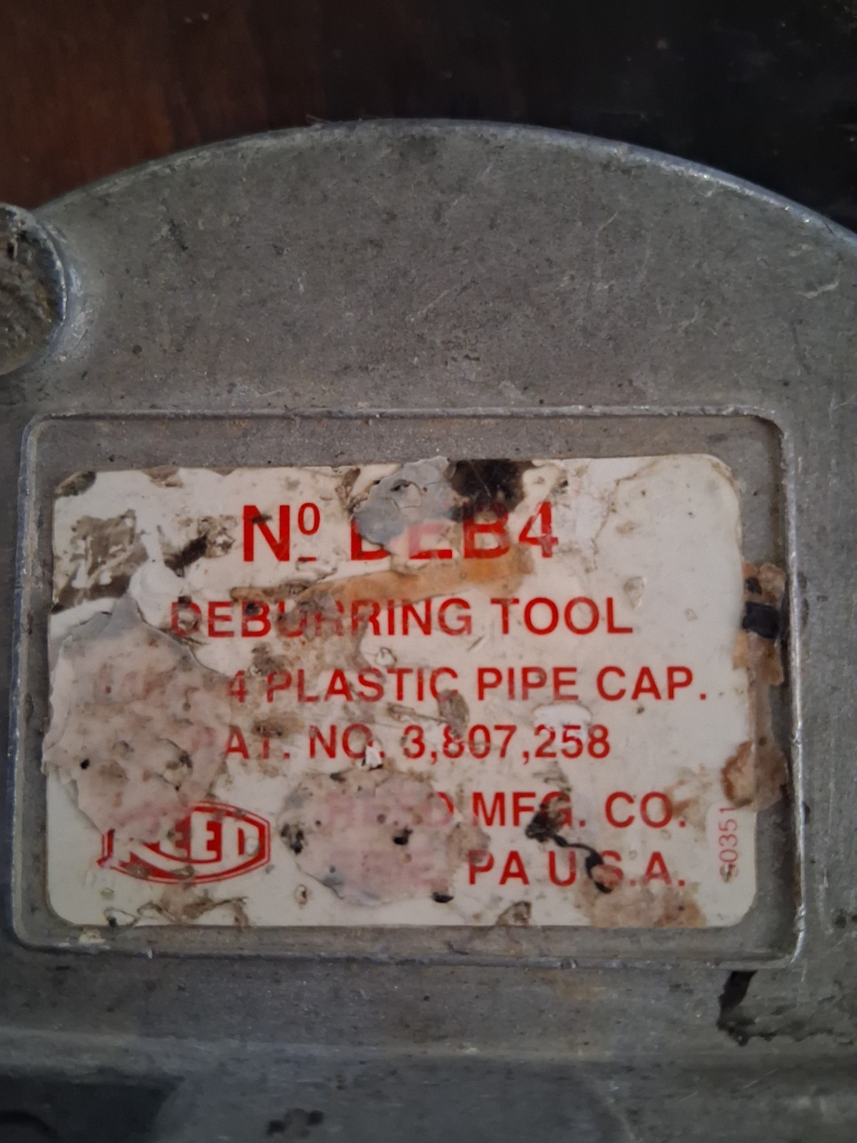 Used Reed Tool DEB4 Deburring Chamfering Tool for Plastic, 1-1/4 to 4-inch 04430