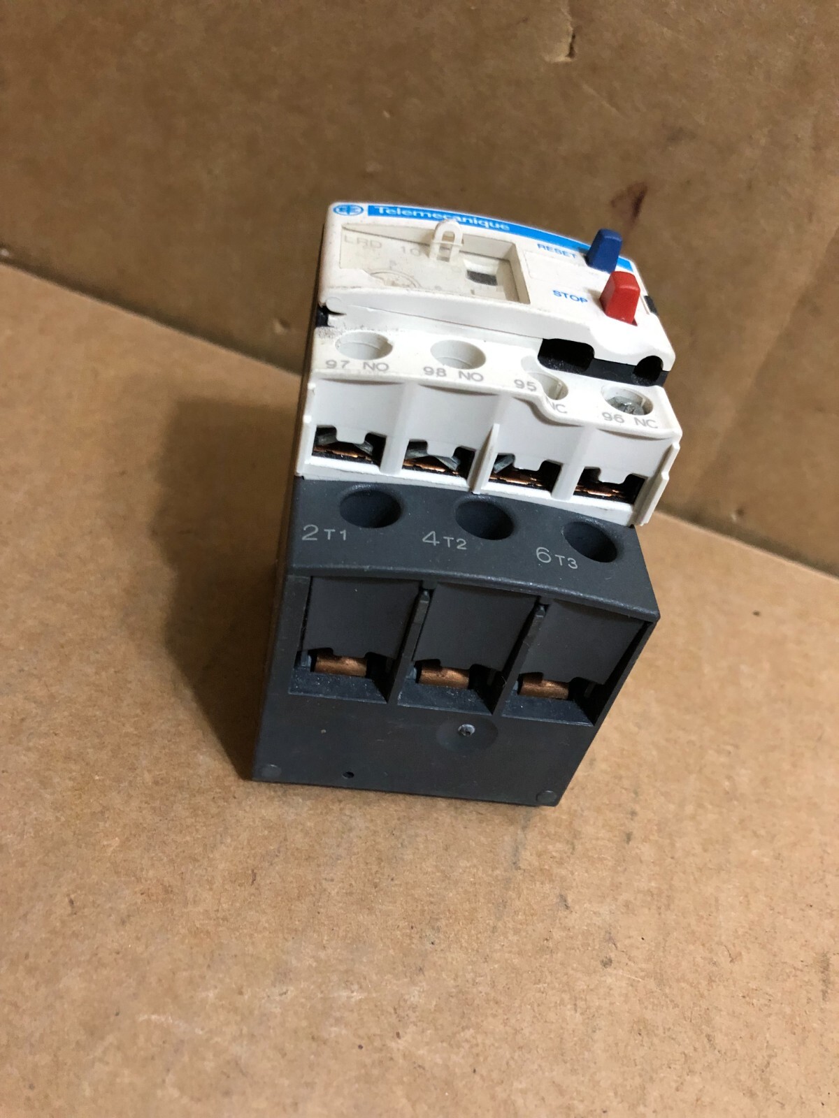 Telemecanique LRD10 Schneider Overload Relay 034679