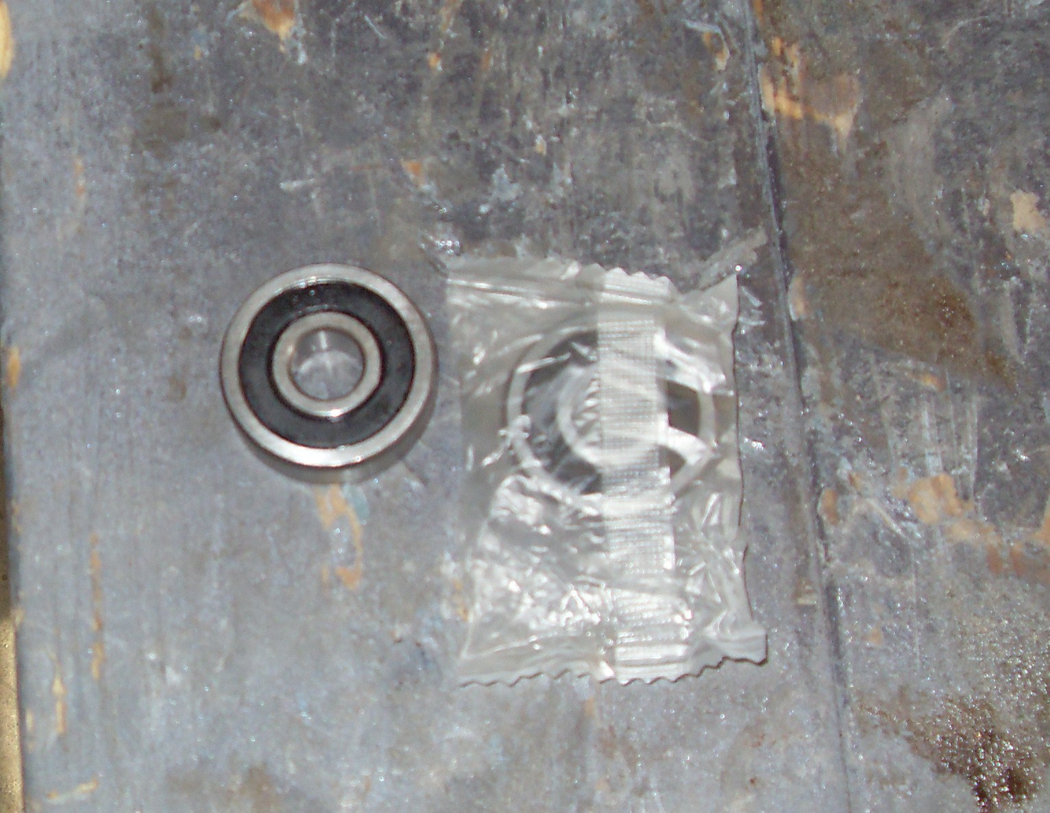 Hobart 12qt, A120, 20qt A200 30qt D300 back cover motor Bearing