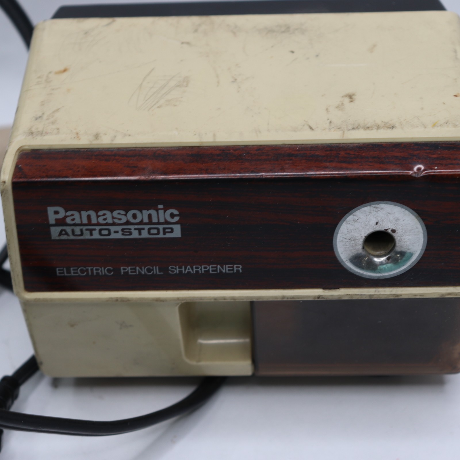 Panasonic Electric Pencil Sharpener KP110 – No Packaging