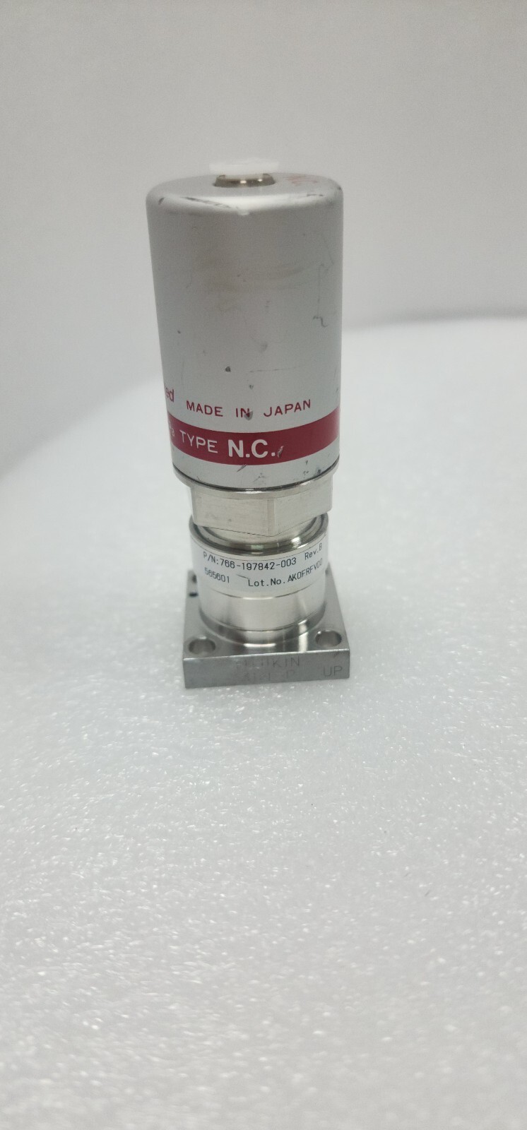 Fujikin 0.P. 0.5-0.6 MPa, Lam 766-197842-003 Rev B Type N.C. Valve, Jp,_96969