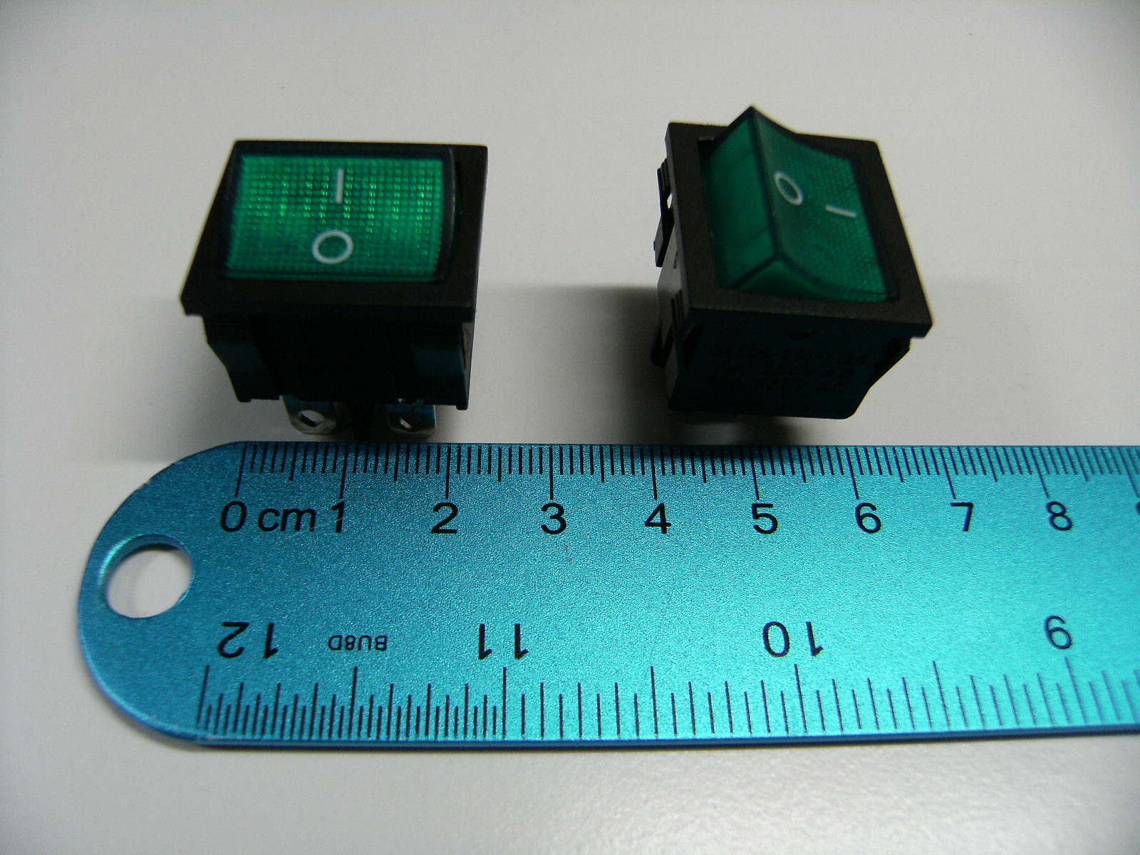 2Pc Pack QY605-201-T125 6A 250V 15A 125V Green Power Switch Rocker 2 Position 4P