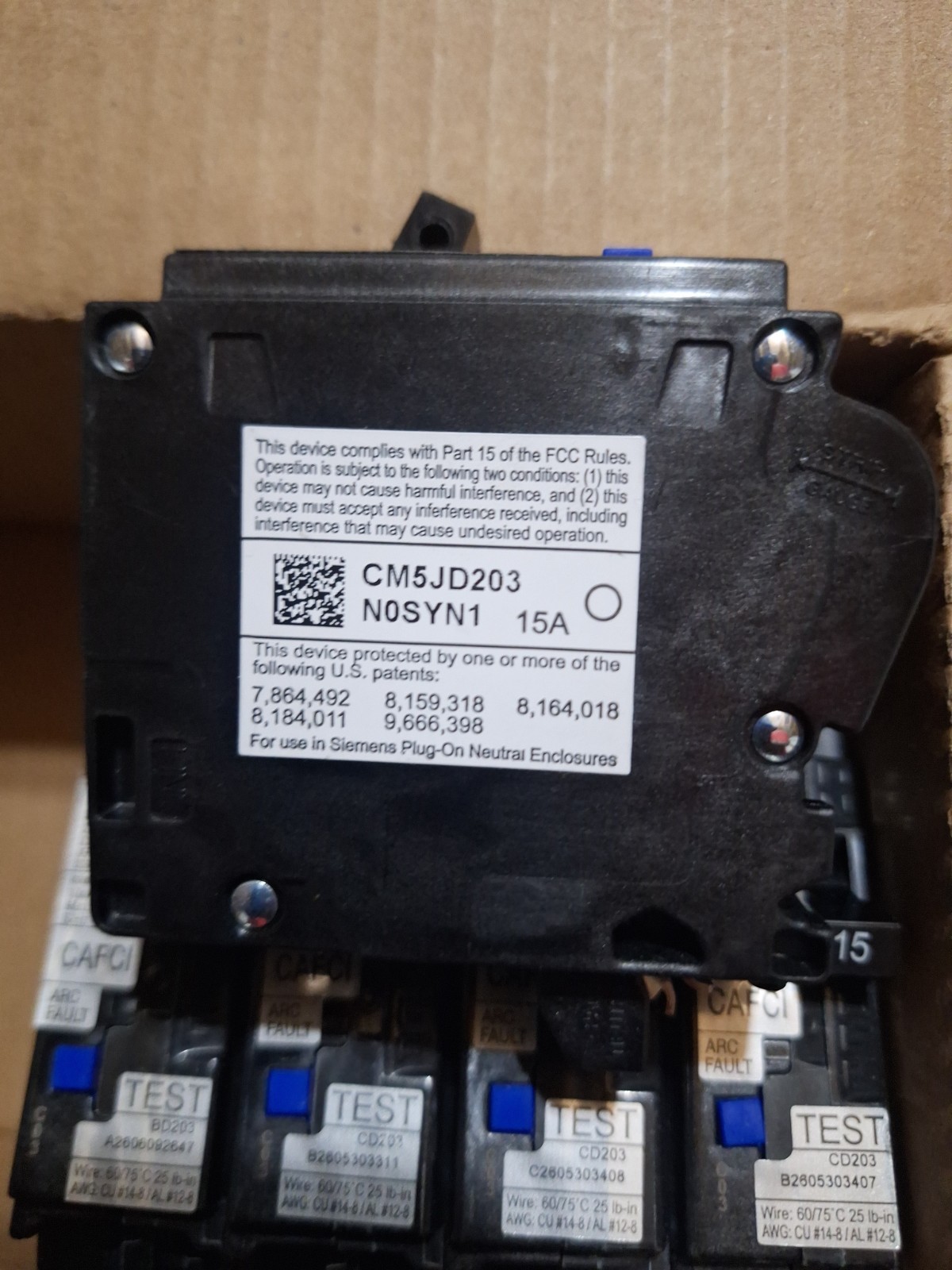 (5) SIEMENS QA115AFCN 15A AFCI PLUG ON NEUTRAL