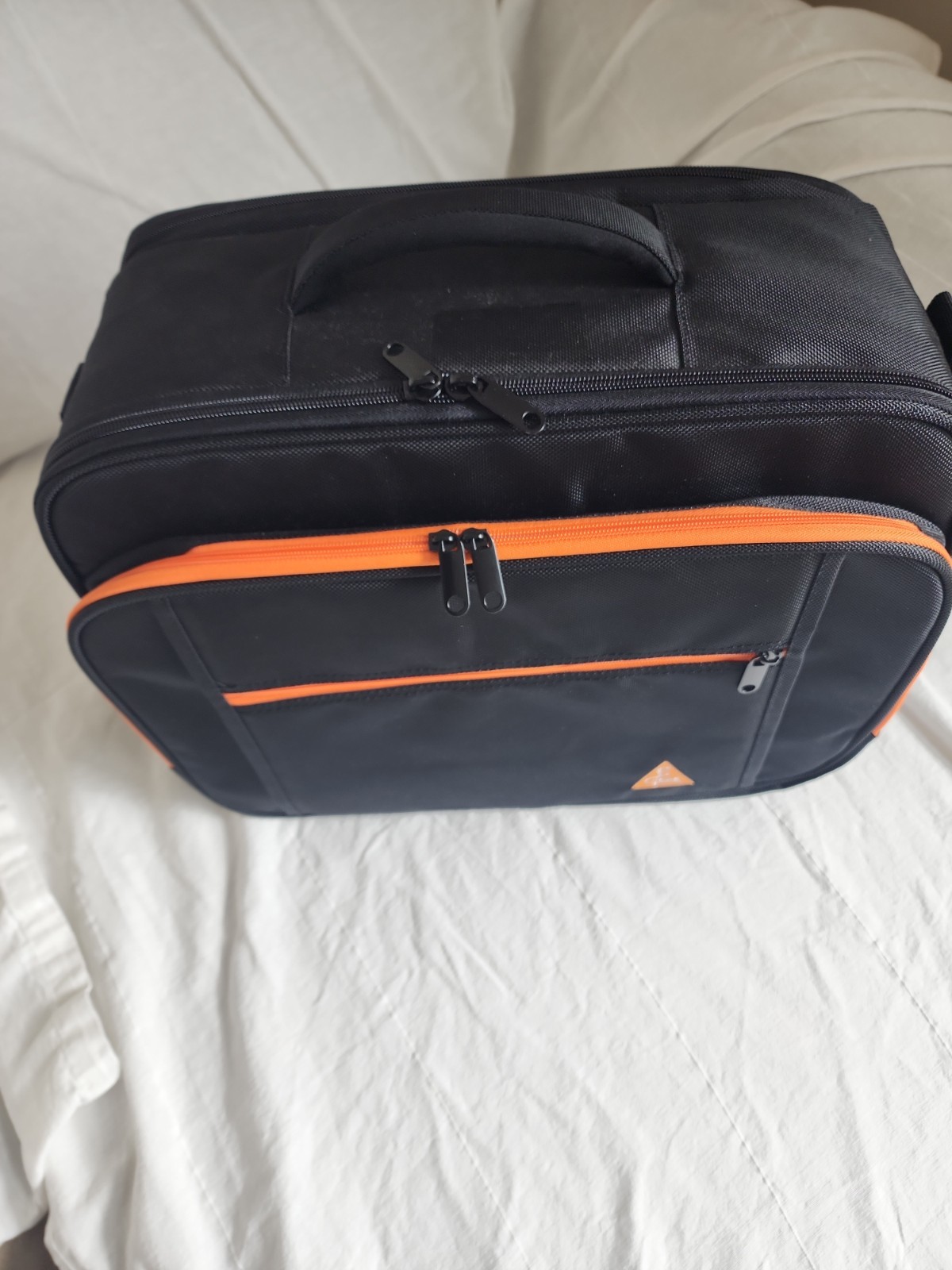 Heine Omega 600 Carrying Case (BIO not included). New; can fit any BIO