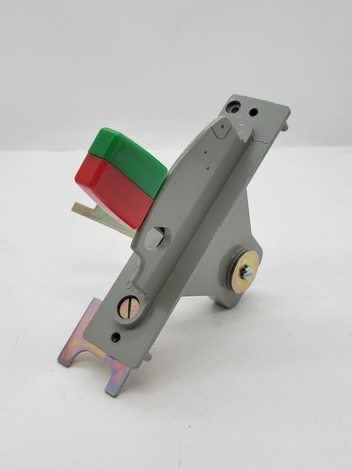 General Electric THMS31 Disconnect Switch Assembly QMR MOD 2 3P Fusible