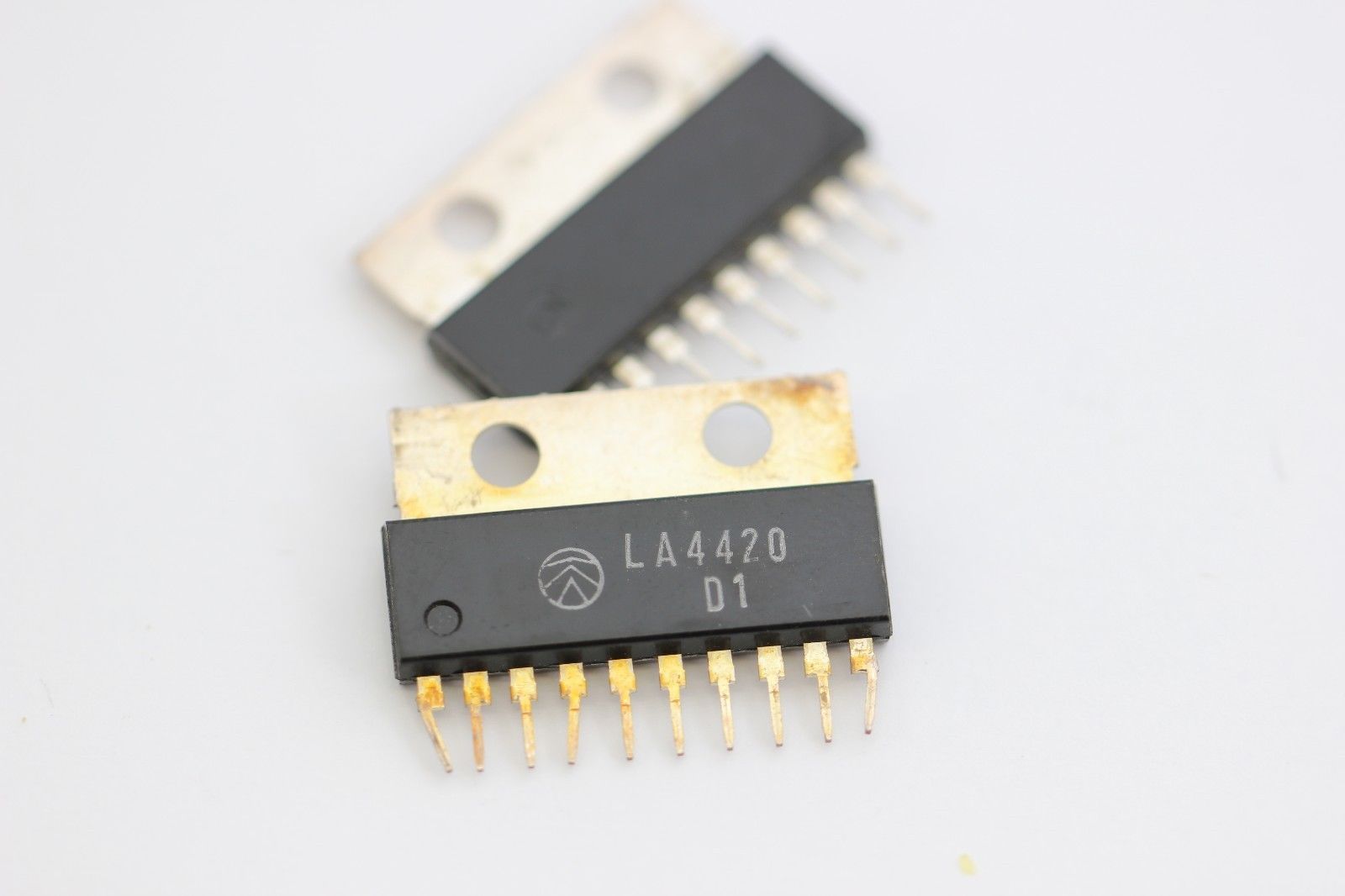 LA4420 SANYO INTEGRATED CIRCUIT NOS( New Old Stock ) 1PC. C406U6F100614