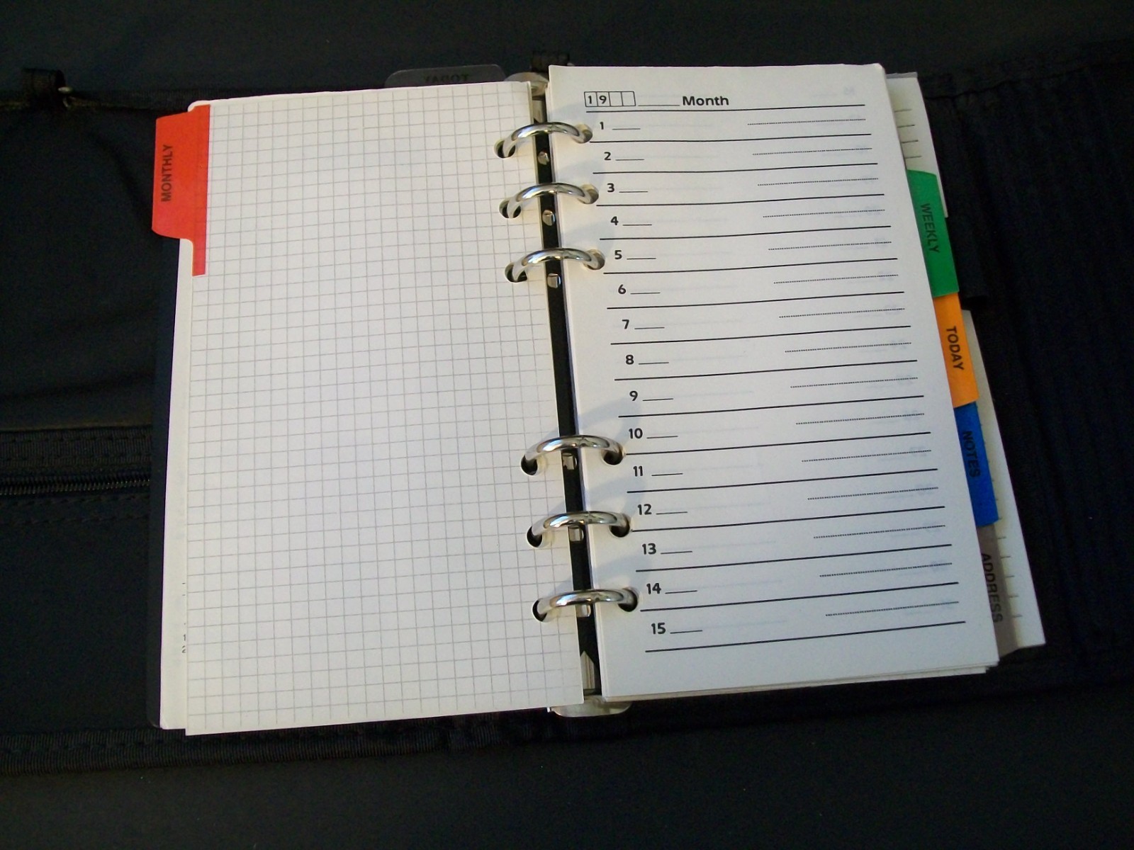 Vintage Brown Nylon Planner 6 Ring Organizer With Pockets 5.75in x 7.5in