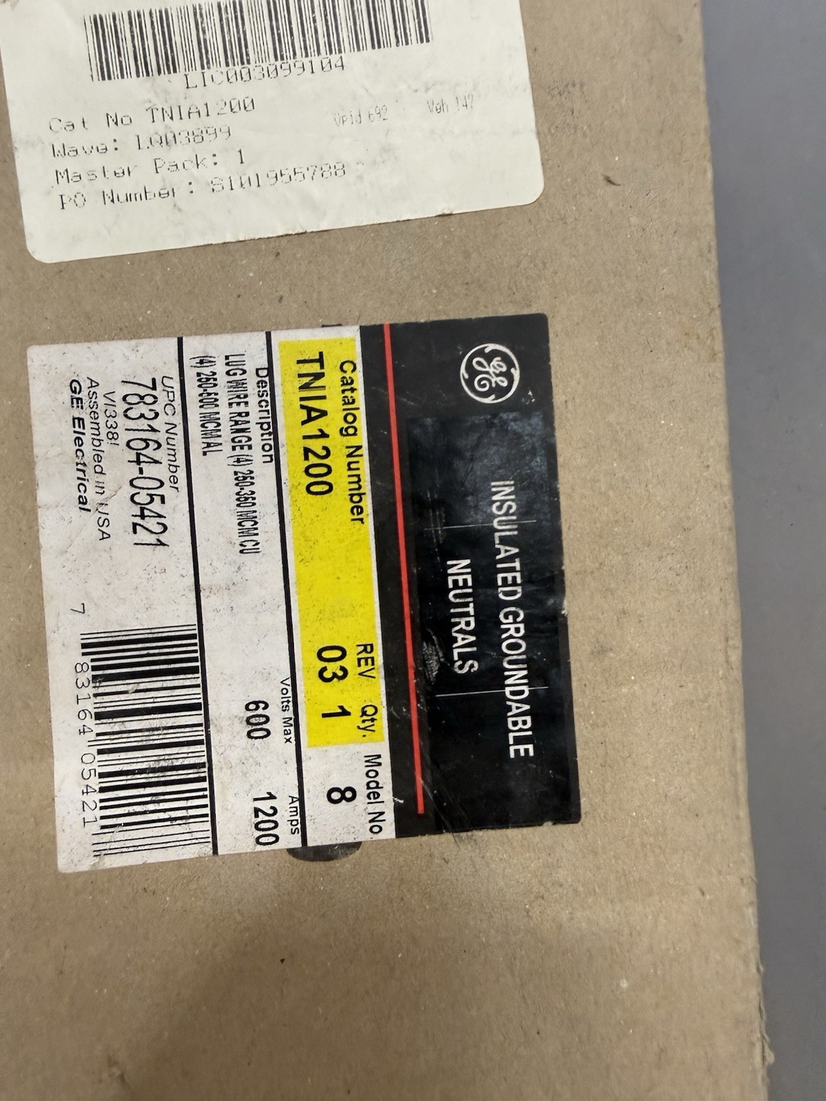 General Electric TNIA1200 1200 Amp 600 volt Insulated Groundable Neutral