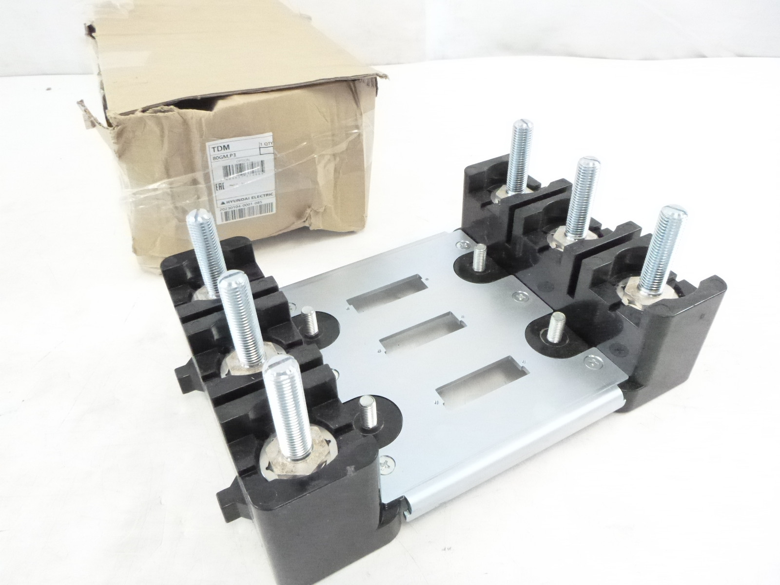 Hyundai Electric Plug In Mounting TDM Line/Load TDM 80GM P3 3 Pole for HG Series