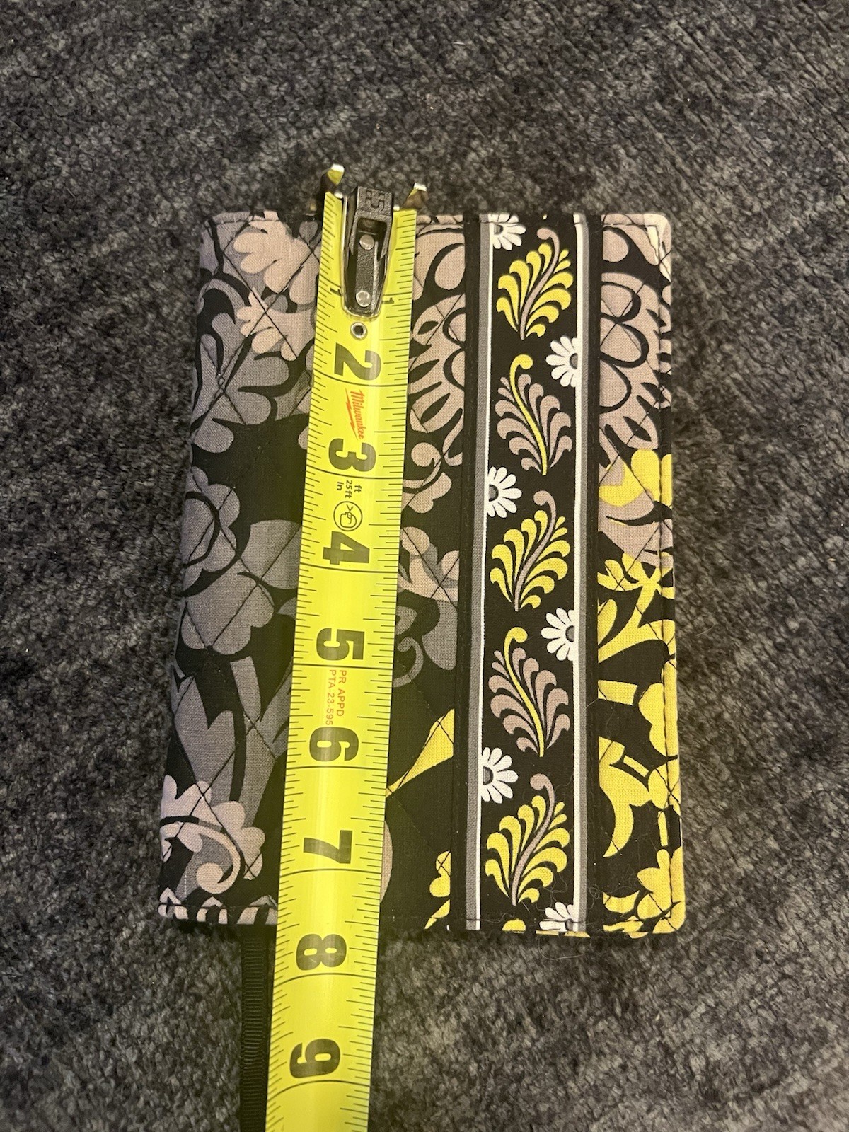 Vera Bradley Baroque Pattern Notebook Or eReader Holder