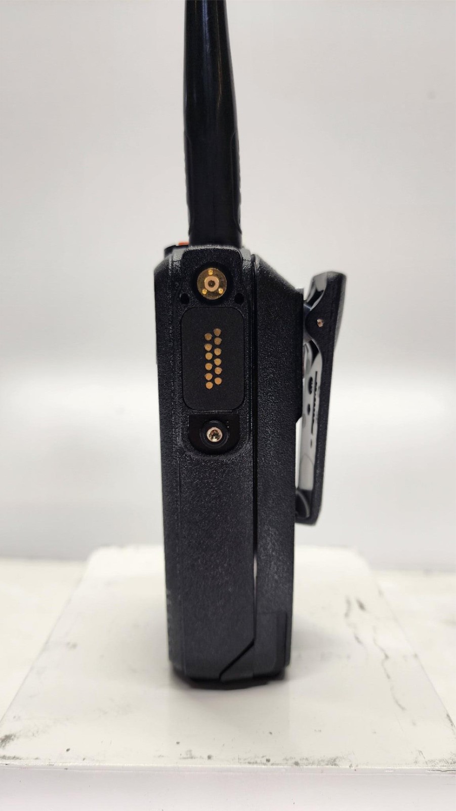 Motorola TRBO XPR6550 XPR 6550 VHF 136-174 MHz 5W 1000 Channel (Digital/Analog)