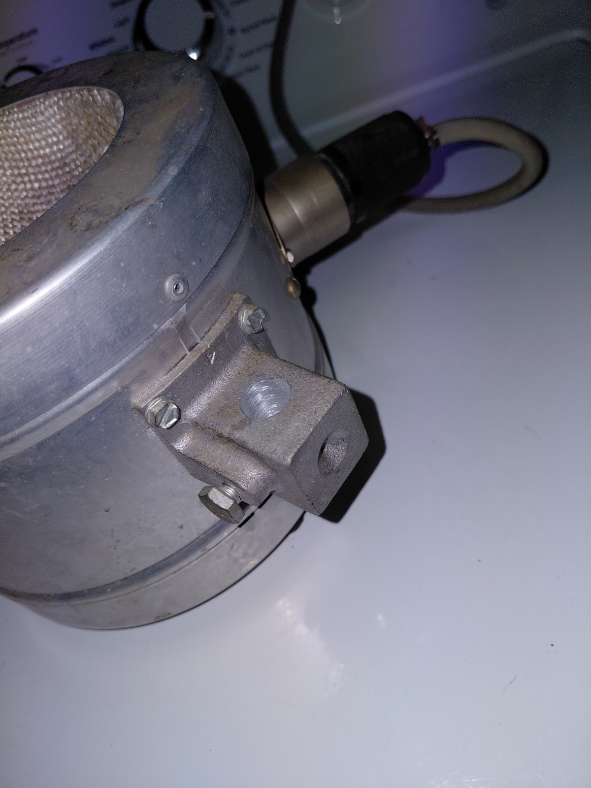 GLAS-COL TM 110 HEATING MANTLE, 500W, 115V, Working