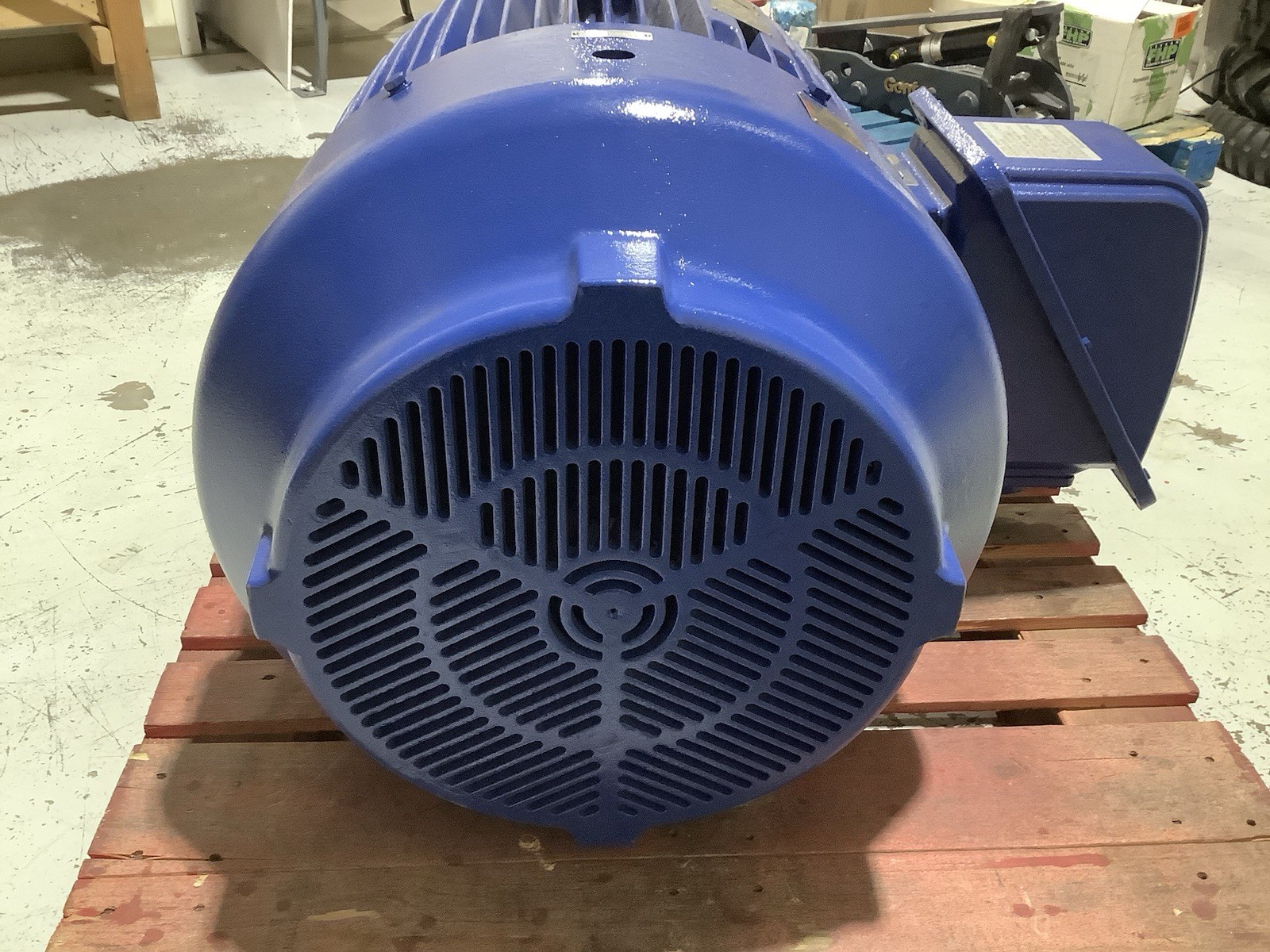 TECO AEHH8B-10 HB1006 AC Motor 100 Hp 460 V 1200 Rpm 3 Ph 60 Hz TEFC Max-E2/841