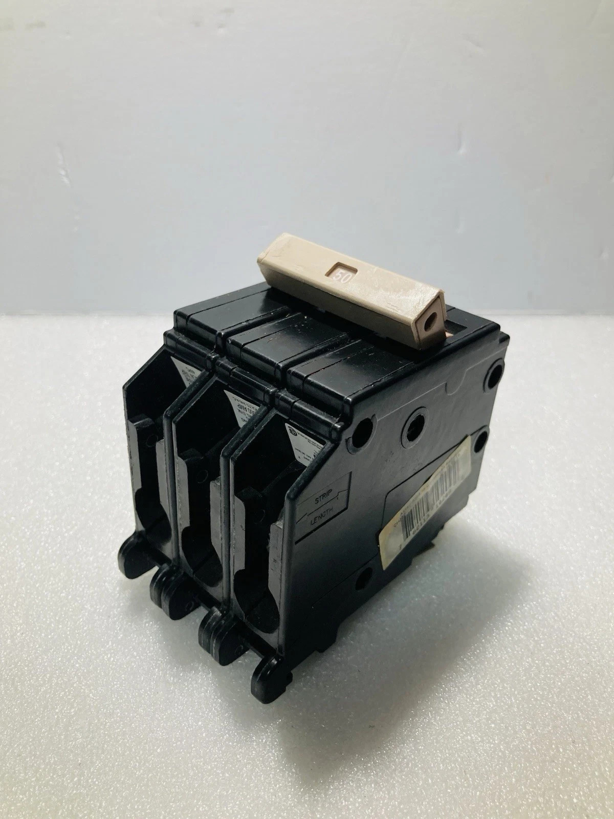 Cutler Hammer Ch 350 50 Amp Three Pole, Circuit Breaker