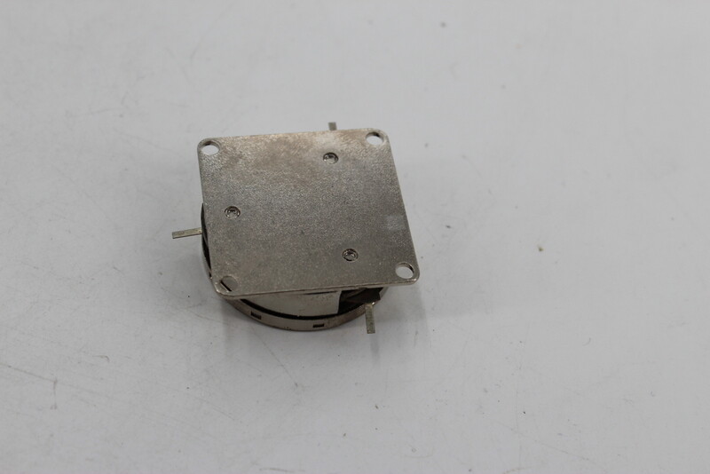 AMP 7N251-S074 Isolator Module
