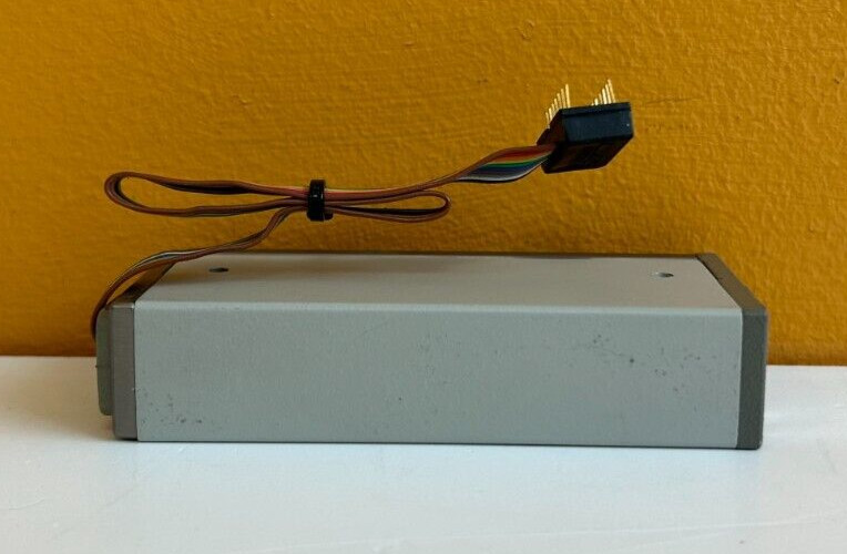 HP 33321-011 DC to 4 GHz, 0-70 dB, SMA, Programmable Step Attenuator. Tested!