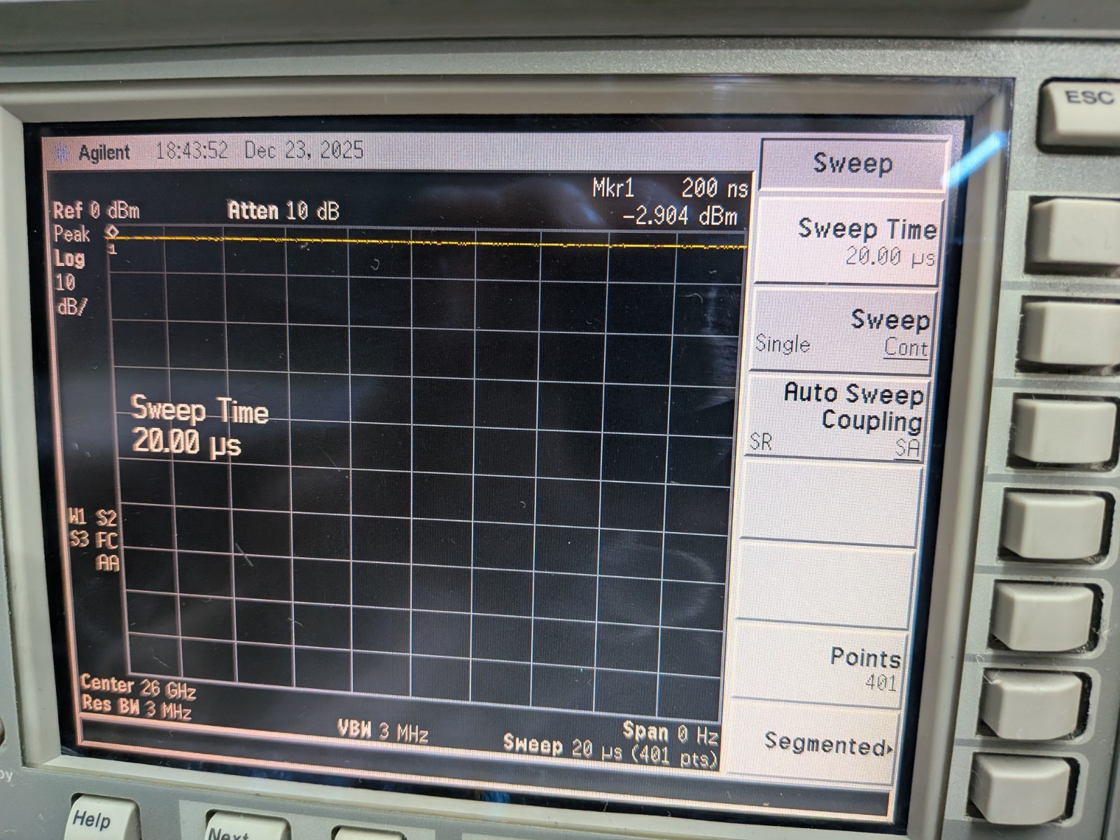 🔥 Agilent HP Keysight E4407B Spectrum Analyzer 26.9 GHz Loaded Opts!Cal+DATA!