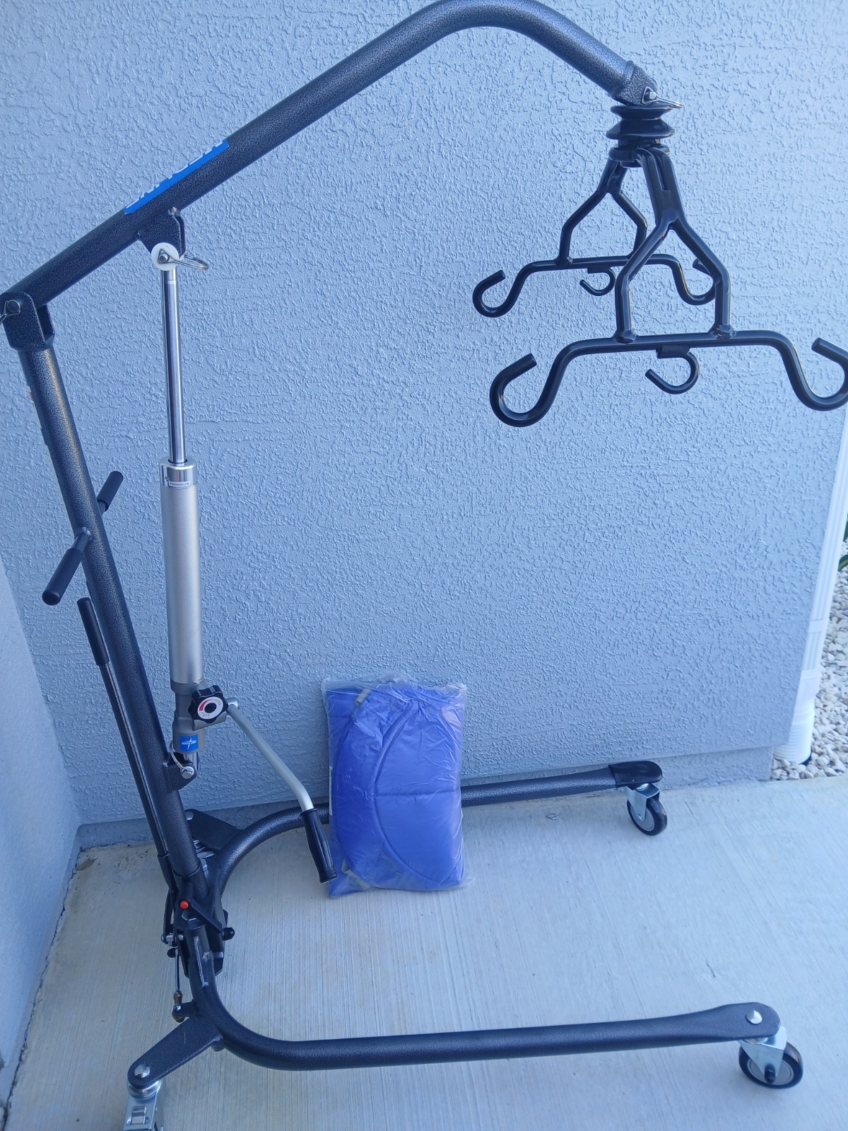 Medline Manual Hydraulic Patient Lift, Hoyer Lift 6-Point Cradle – MDS88200D