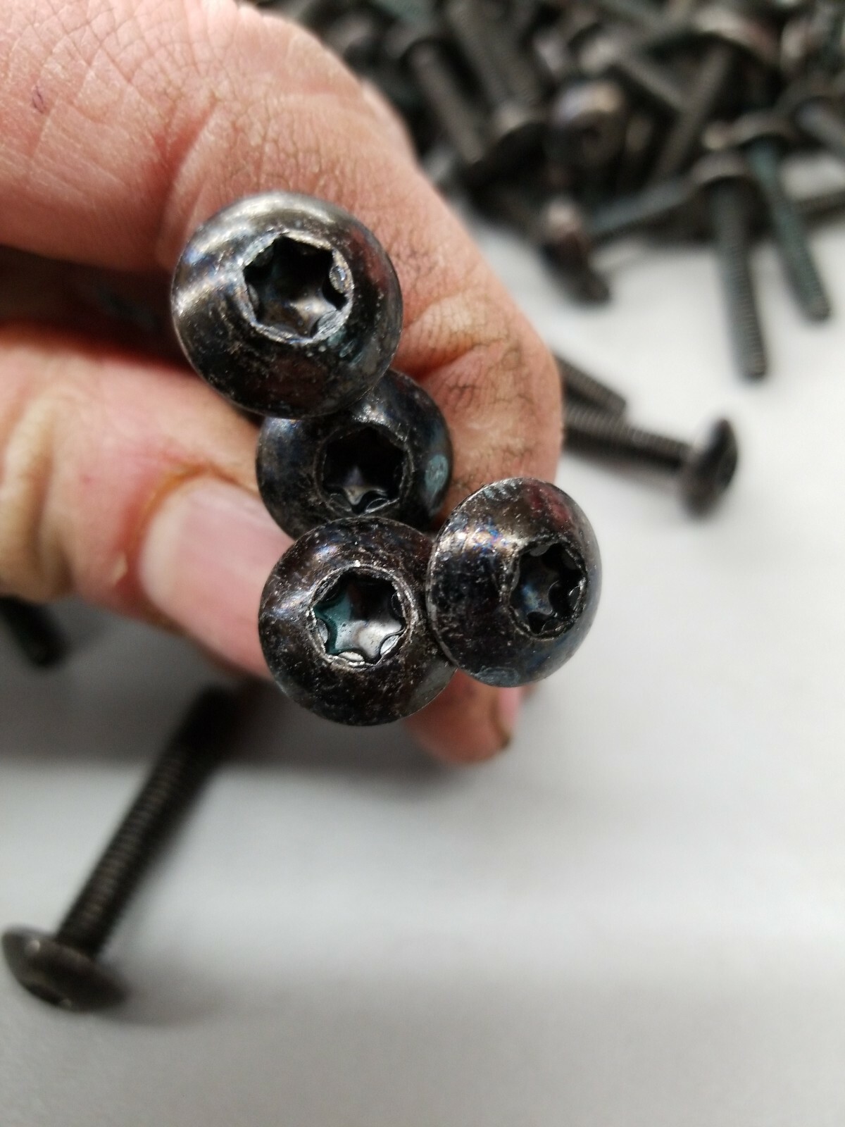M6 x 1.0×35 mm 6 Lobe Truss Head Machine Screw Steel Cl 8.8(100pc)