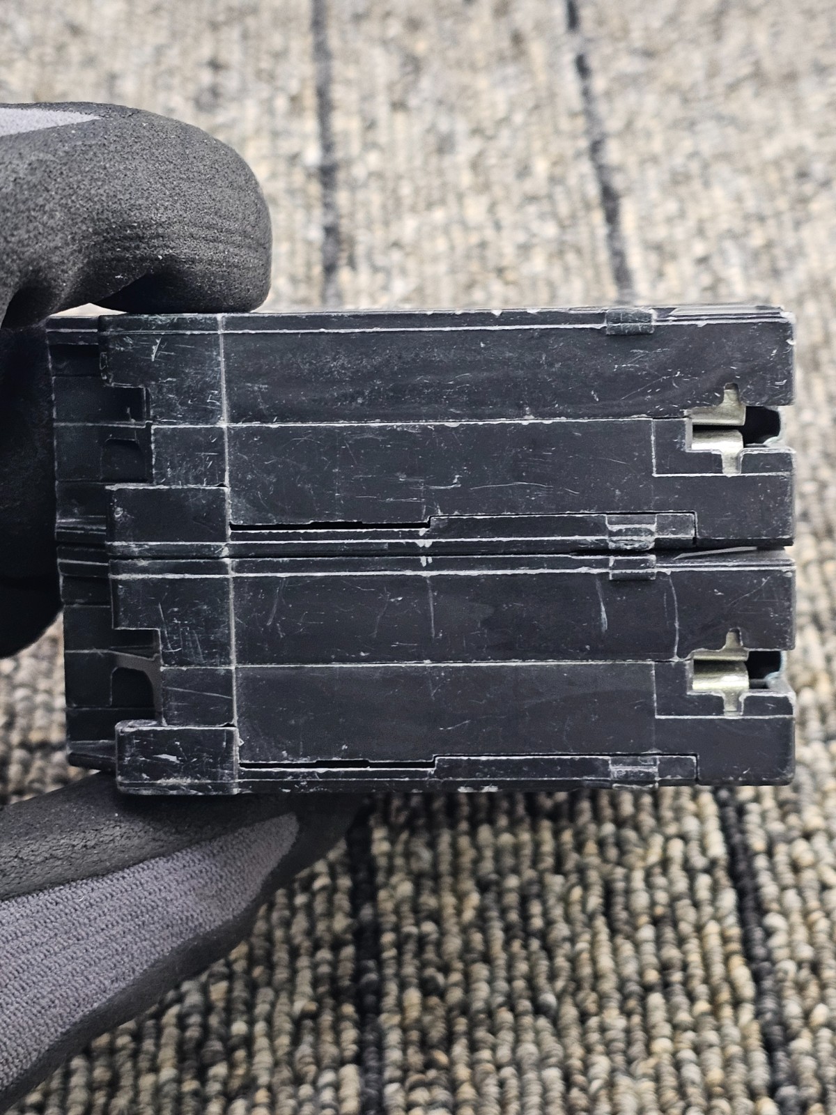 Eaton BQ220250: Cutler-Hammer Type BR 20A/50A 4-Pole Quad Circuit Breaker