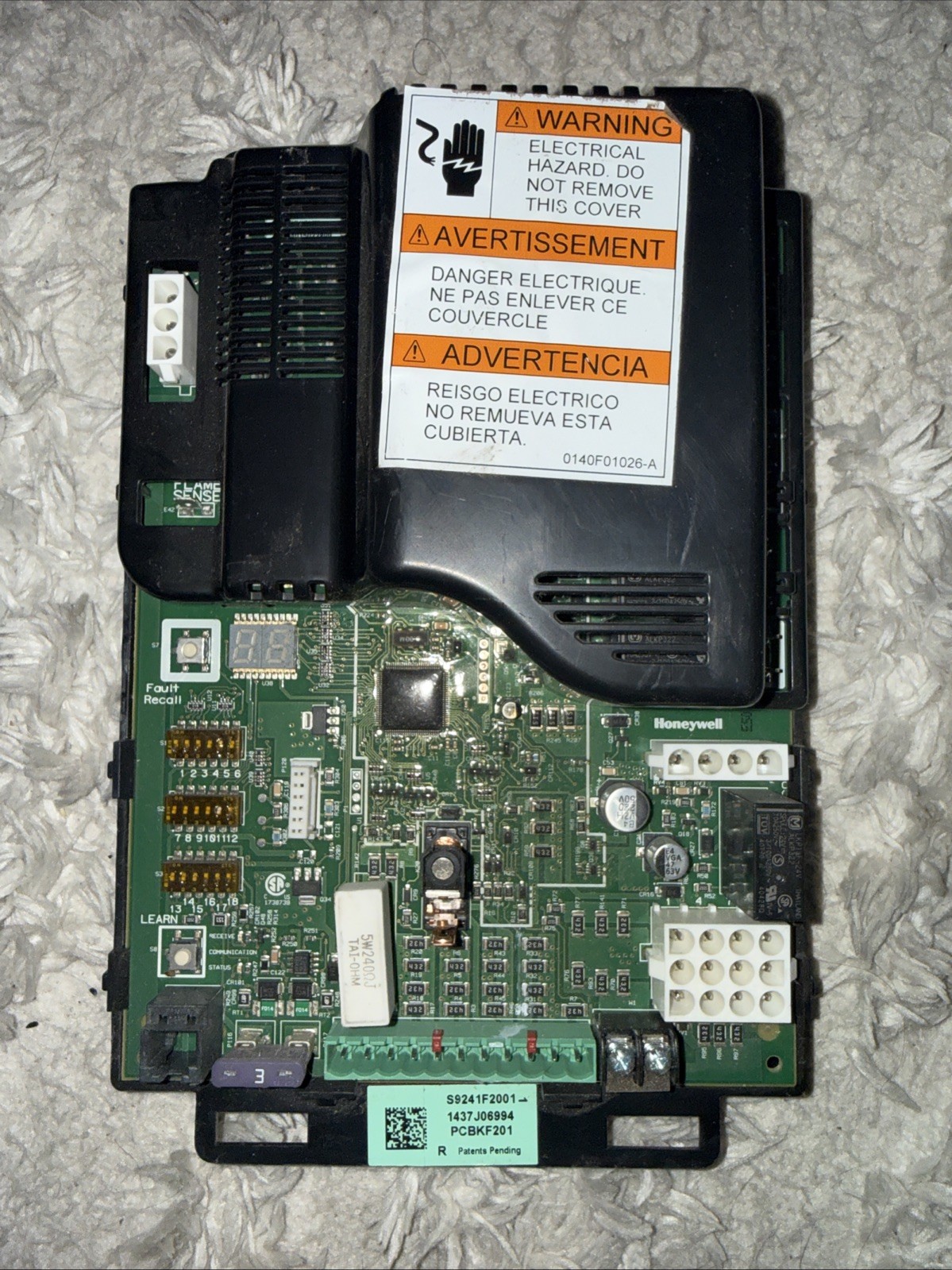 Goodman Amana Daikin PCBKF201 S9241F2001 Modulating Furnace Control Board Used