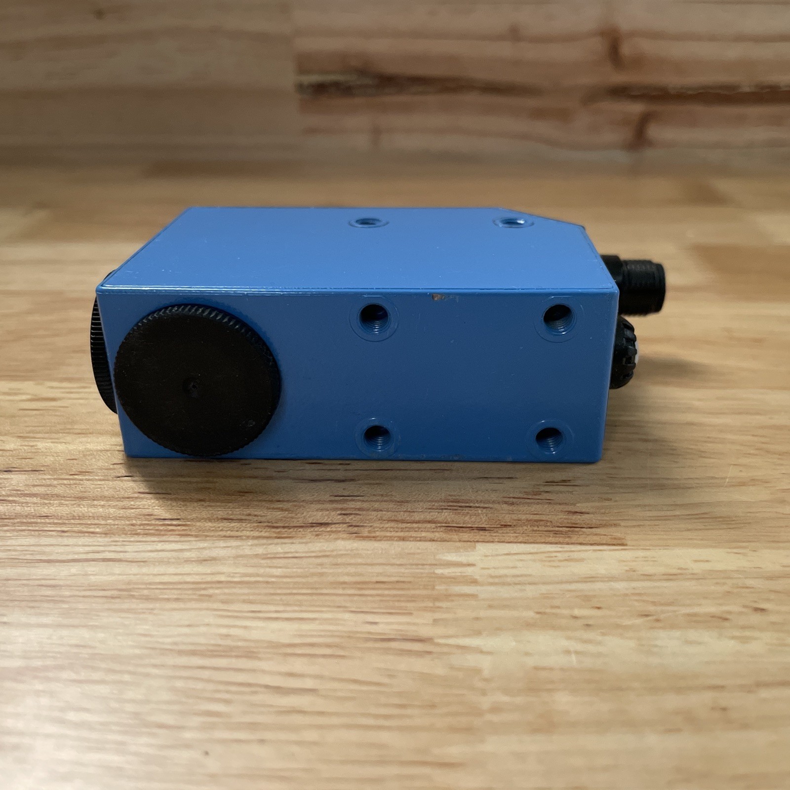 SICK KT5G‑2N1111 Contrast Sensor High‑Precision RGB Detection IP67 Rated New
